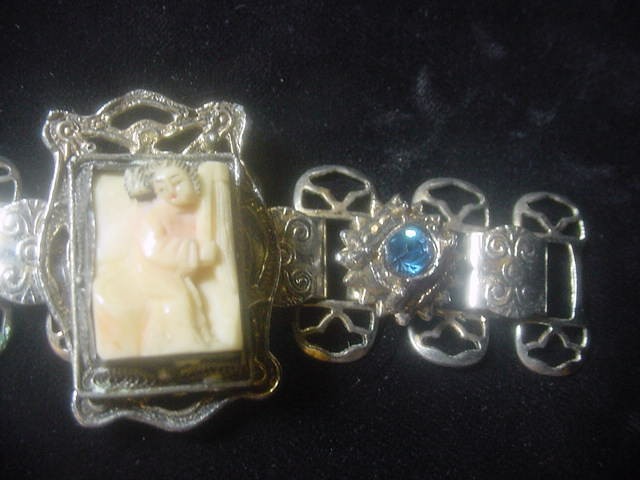 Jinn wishing genie blue Tara good luck talisman lucky charm bracelet Asian c1960