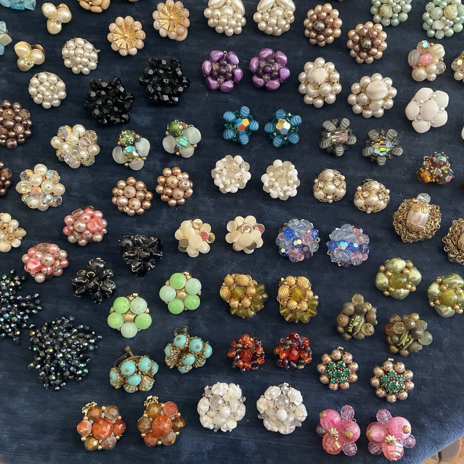 HUGE Lot Vintage Clip On Screw Back CLUSTER Earrings Vogue Weiss Kramer Jonne