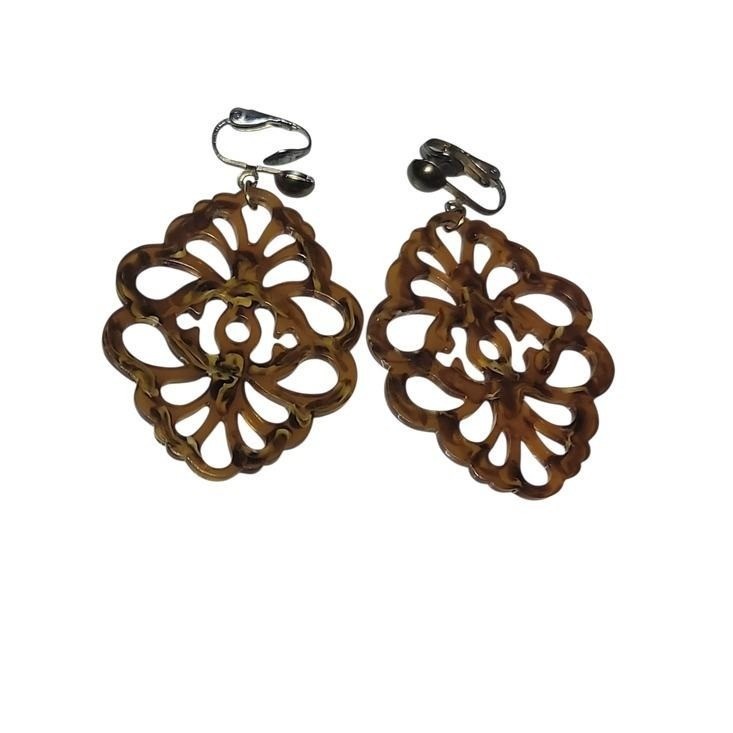 Vintage Tortoise Shell Resin Clip On Earrings Openwork Floral Plastic Dangle