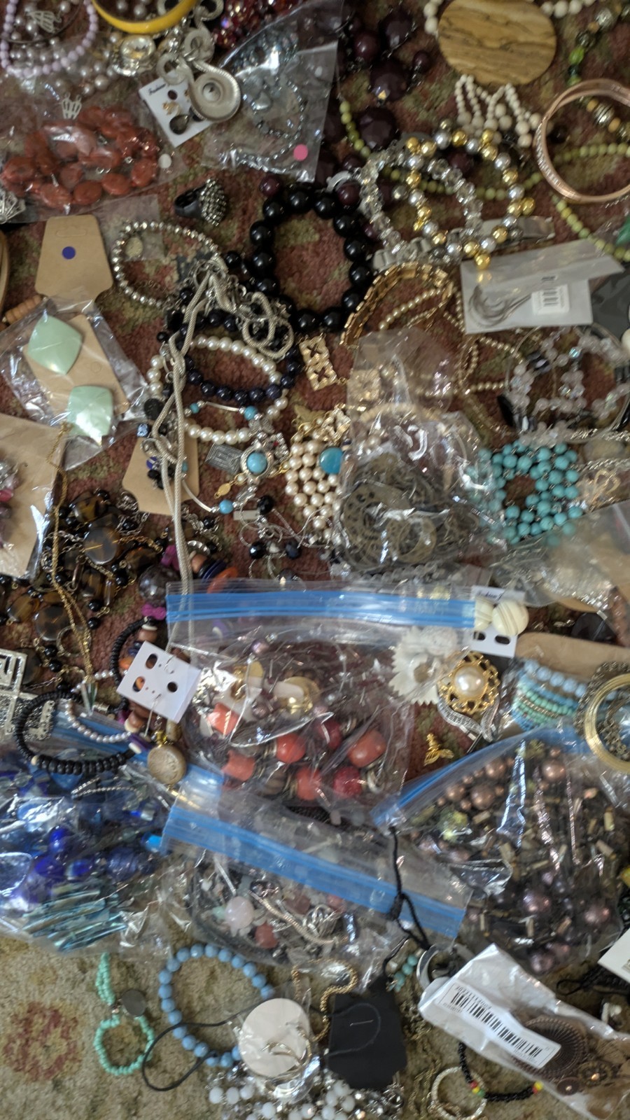 17 Lbs Of Unresearched Vintage/Modern/New Resell Or Crafting Jewelry Lot