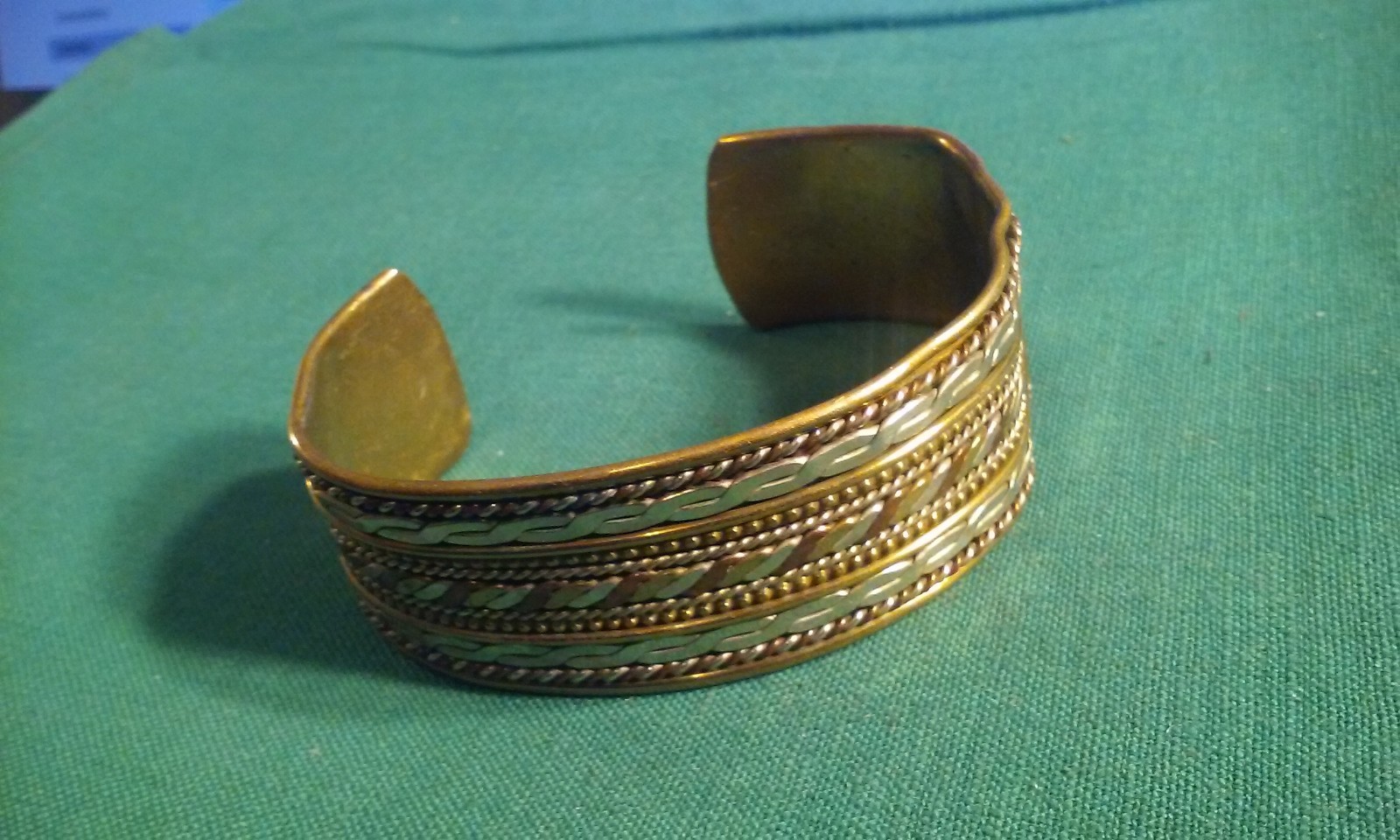 Retro 1970s Crafted Brass & Copper Chain-Like Adjustable Cuff Bracelet Gold-Tone