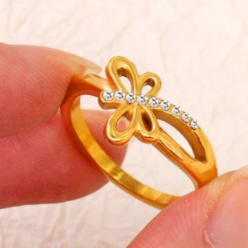 Round Cut 0.09TCW White Moissanite Dragonfly Pattern Ring In 10K Yellow Gold FN