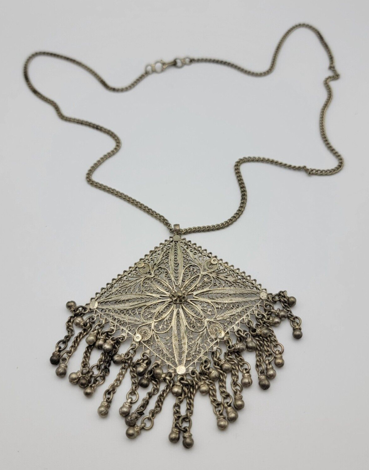 Vtg. Silver Tone Filigree Diamond Shape Tassel Pendant Necklace 25 In Art Deco