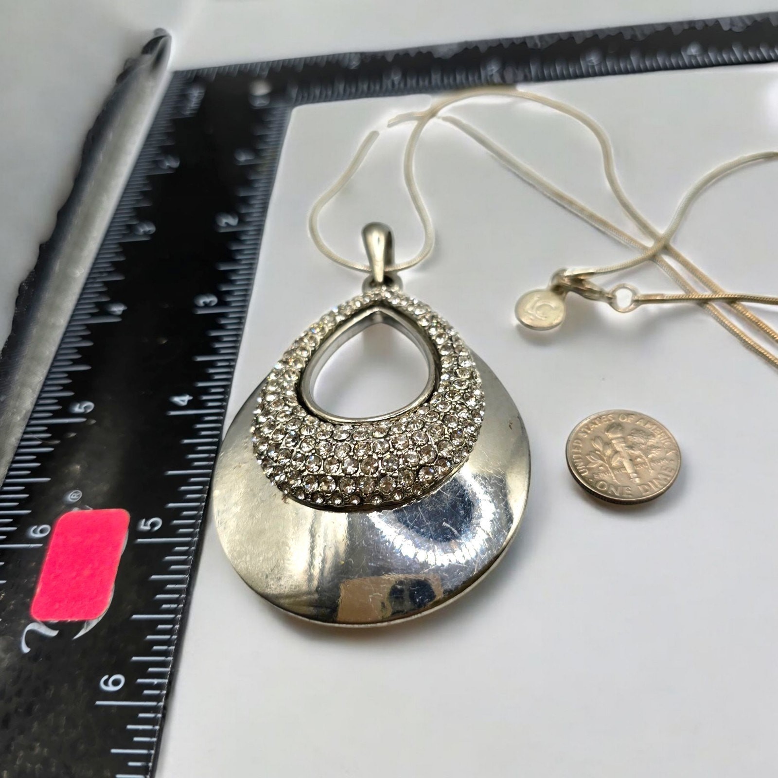 Liz Claiborne Statement Necklace Teardrop Shaped Pendant 34″ SKU 2243