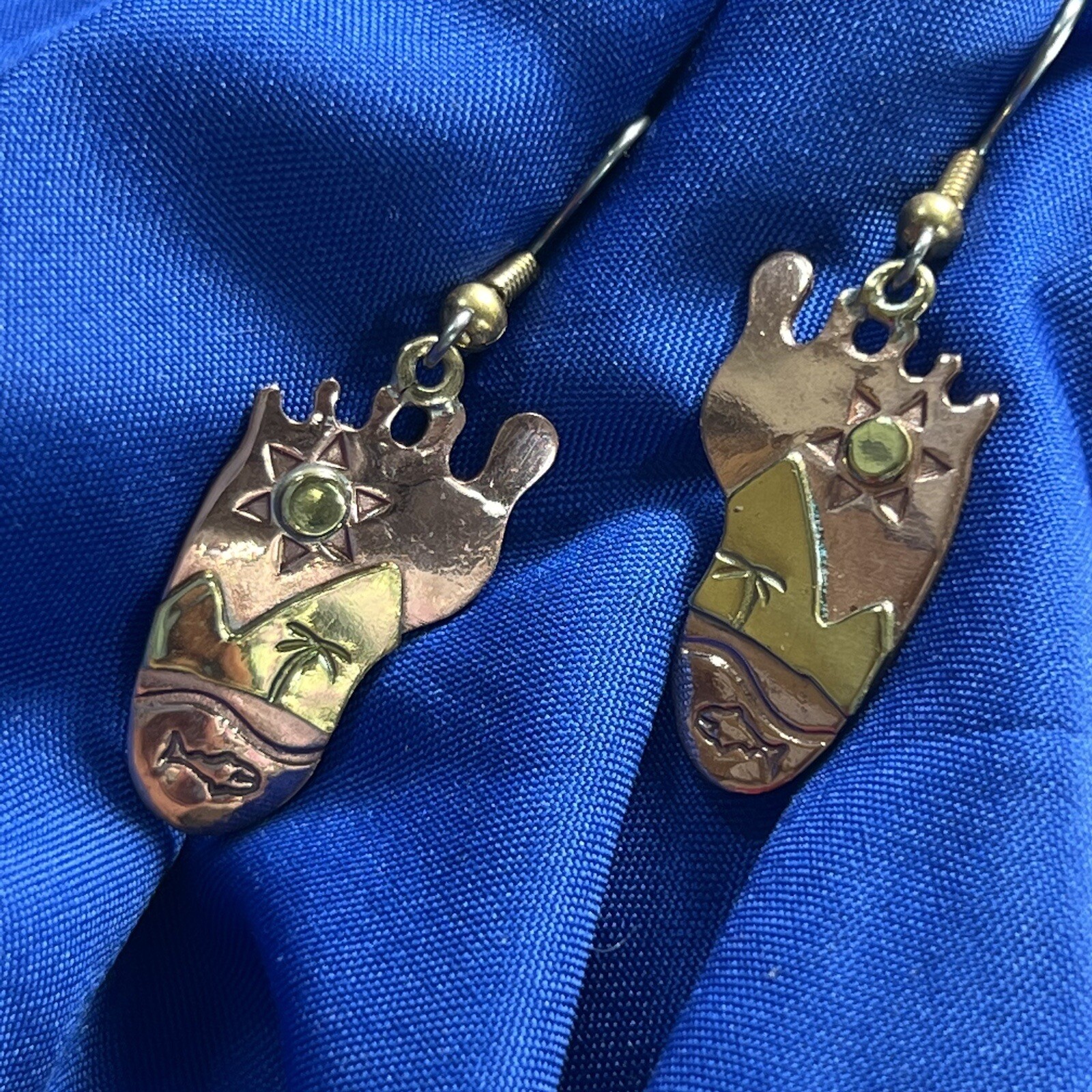 Copper & Brass feet 1 3/4″ x 5/8″ estate pierced wire earrings A25