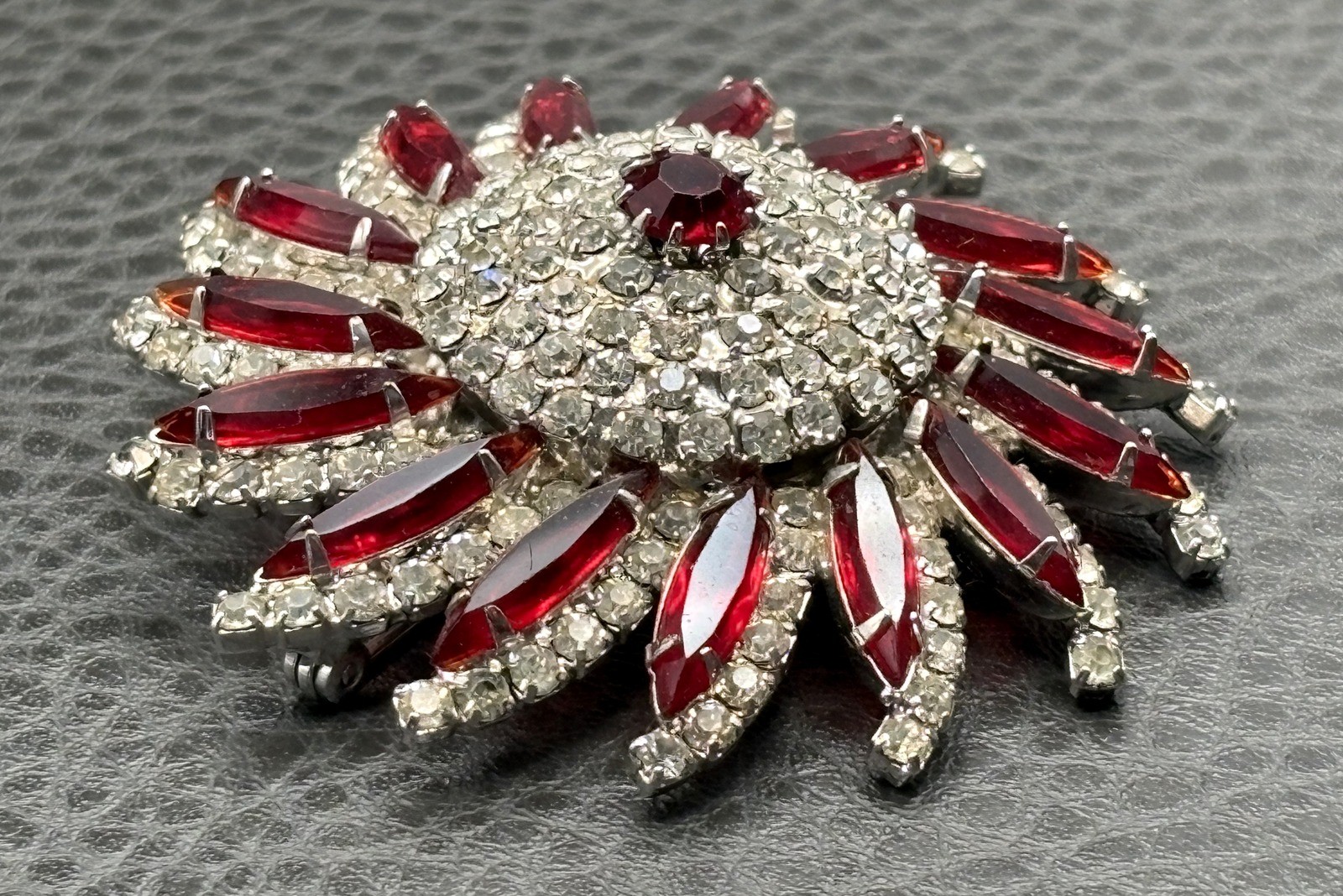 VTG Huge Attributed To Kramer Red Rhinestone Starburst Brooch Silver Tone Pin