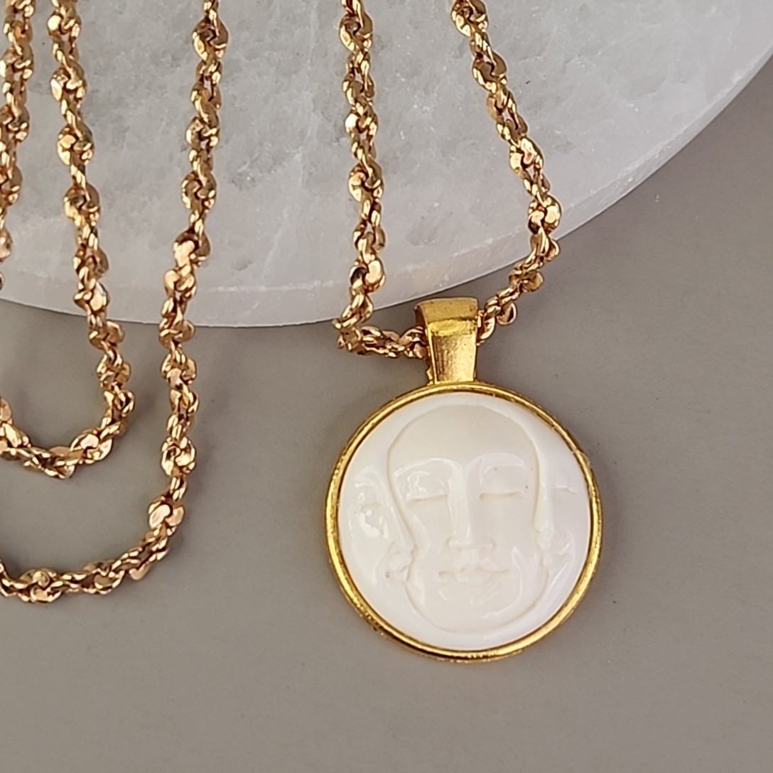 Vintage Triple Moon Face Pendant Necklace Crisscross Gold Tone Chain 22″