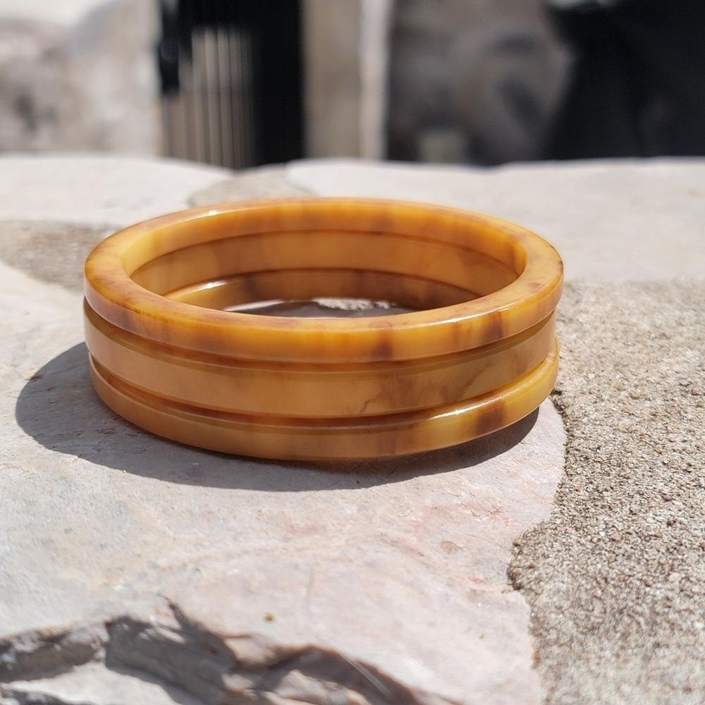 Vintage Bakelite Butterscotch Marbled Bangle Bracelet Set 3 Stack Size 7.5