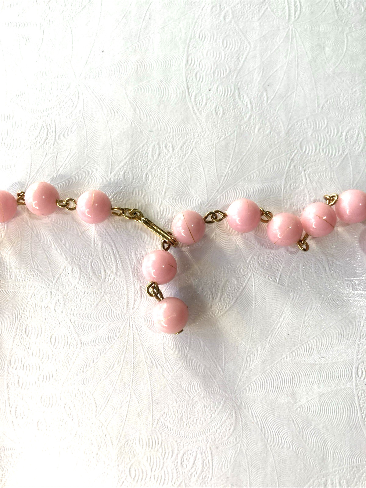 1960’S KRAMER PINK THERMOSET TULIP BEAD 16″ CHOKER NECKLACE & Clip On Earrings