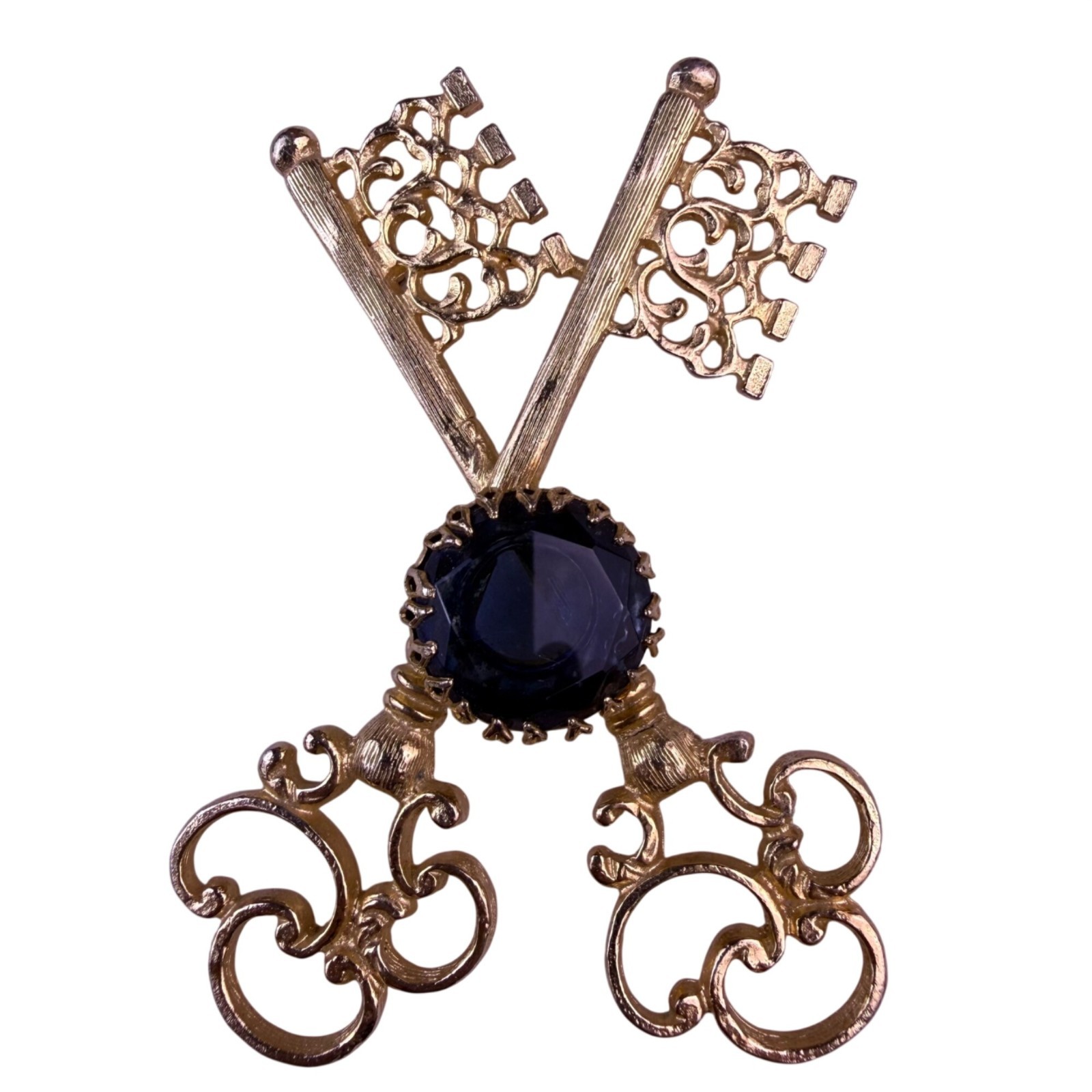 Vintage Unknown Gold Tone Decorative Jewelry Double Key Brooch With Blue Jewel