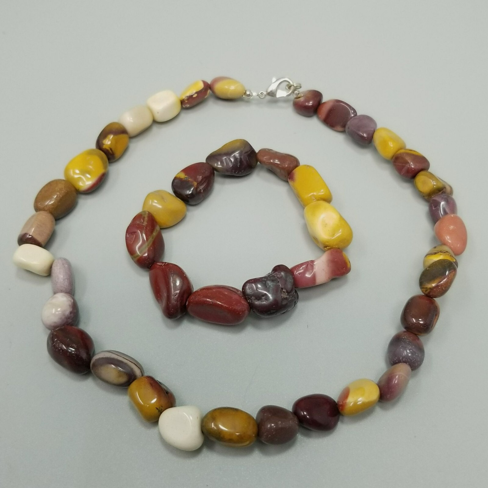 Vintage Red Yellow Stone Beaded Set 16 Inch Necklace Stretch Bracelet