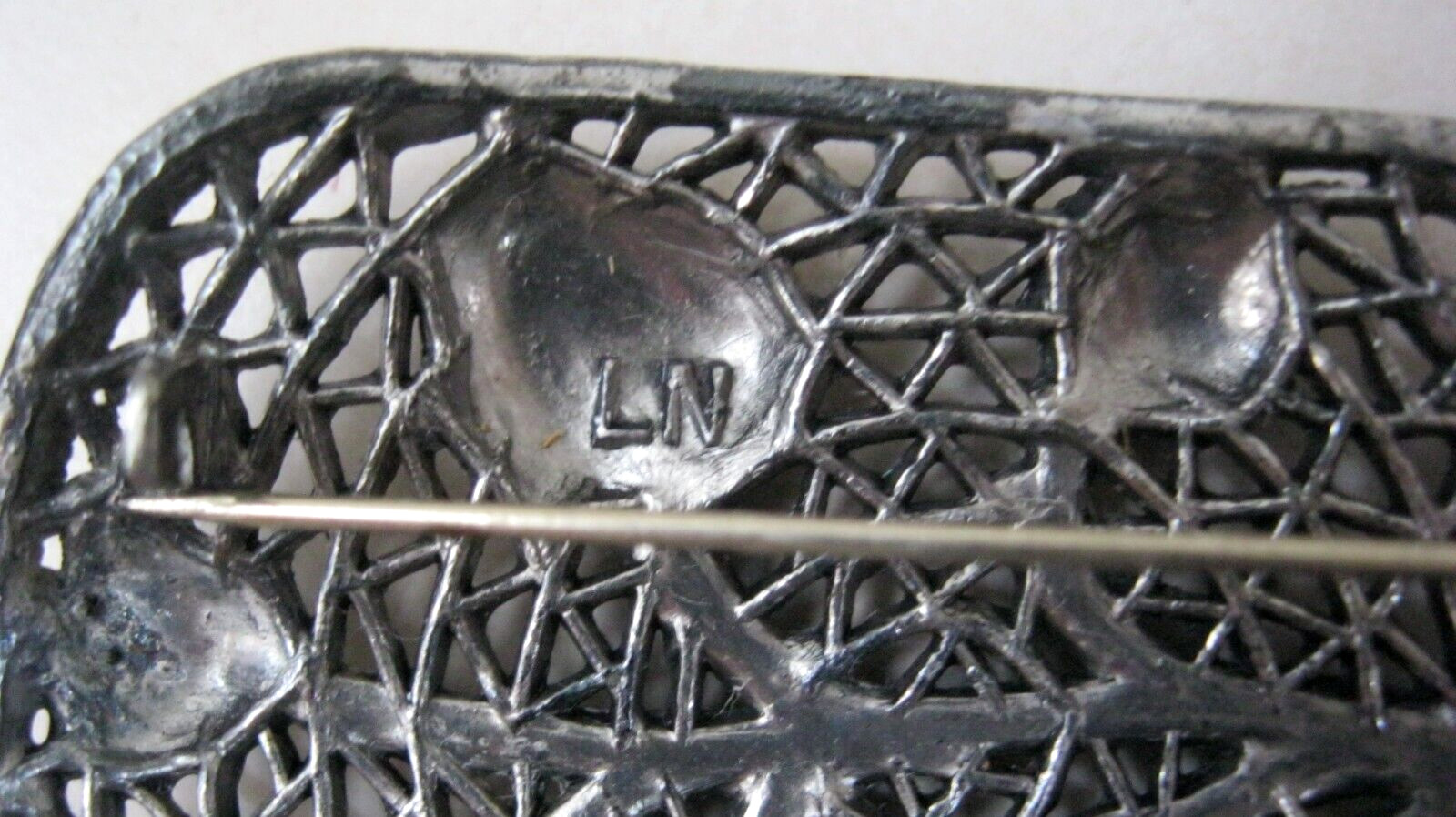 Vintage LN Little Nemo Pot Metal/Pewter Tone Floral Openwork Pin Brooch