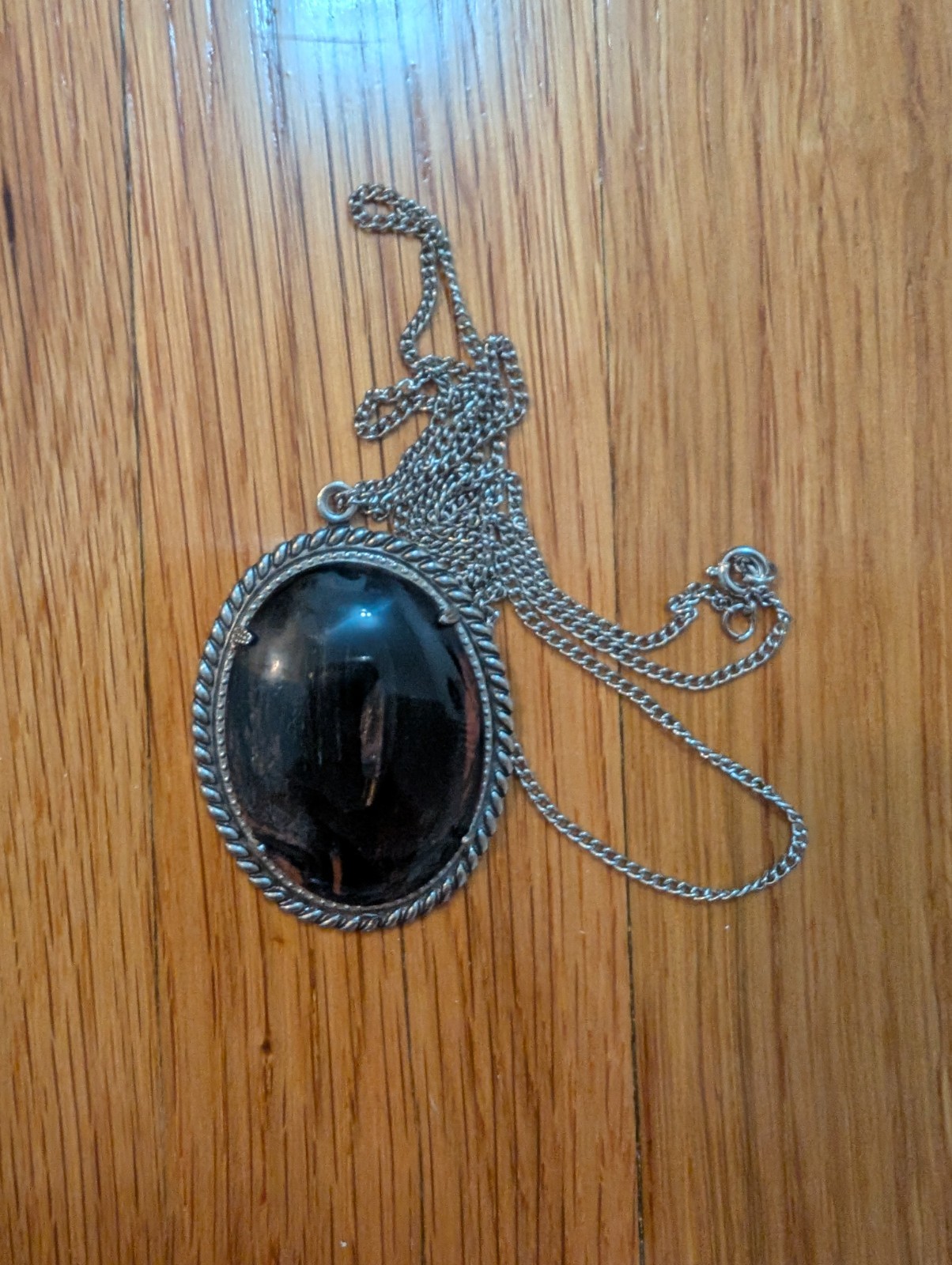 Vtg Silver Tone Prong Set Brown Stone Cabochon Oval Pendant Necklace 24″