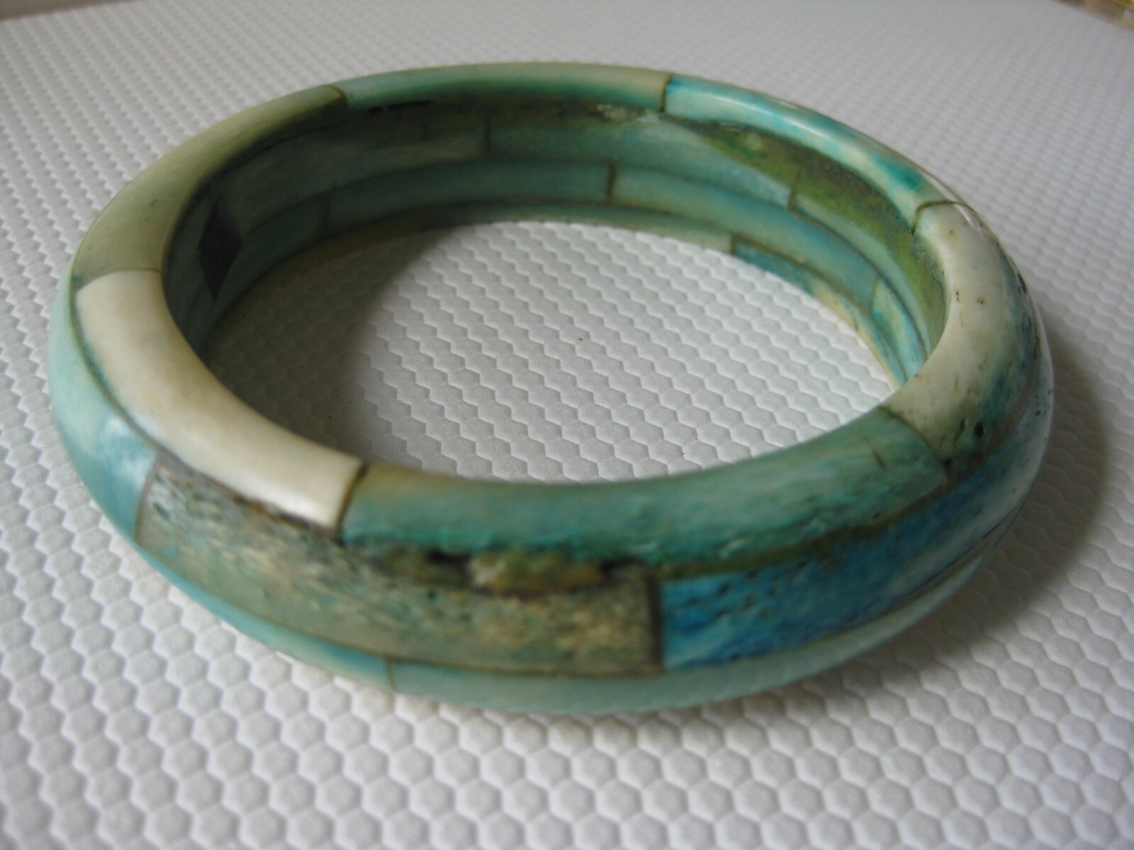 Vintage INDIA Label Dyed Bone Bracelet Bangle Laminated Natural Turquoise Green