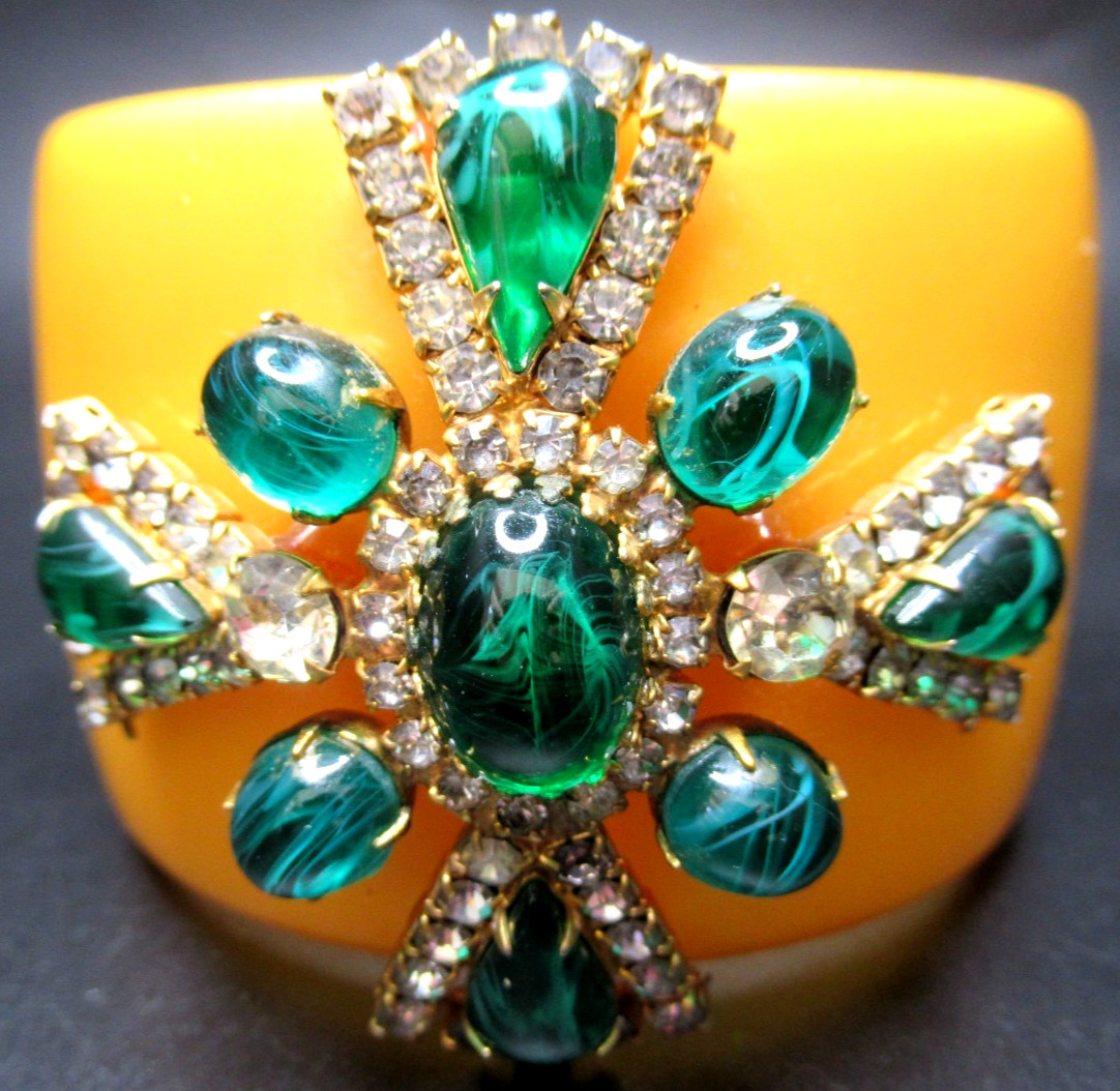 CHANEL Attributed Bakelite Gripoix Glass Maltese Cross Bracelet