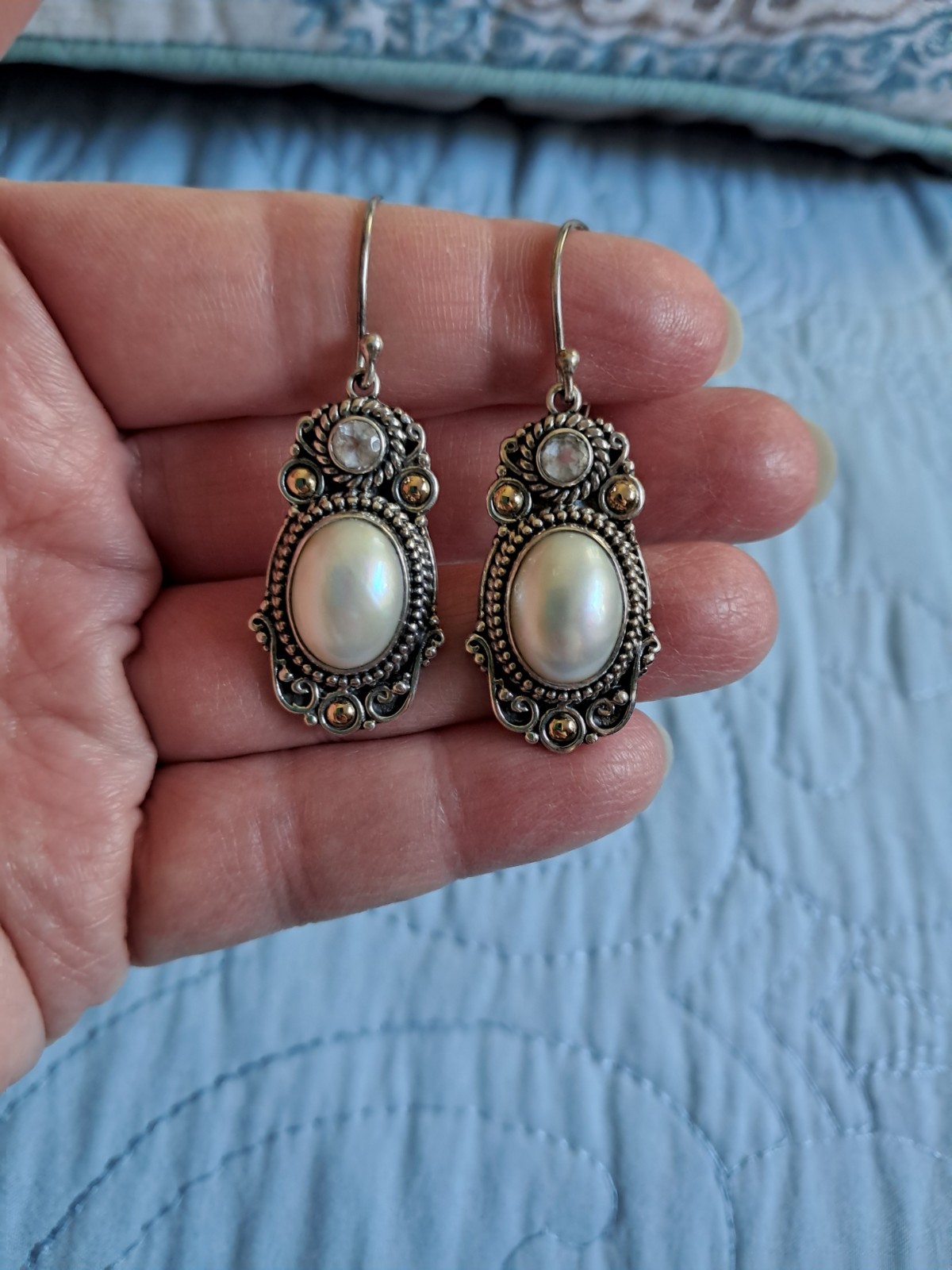 Vintage 18k Sterling Silver Pearl Robert Manse Designs Bali Style Earrings