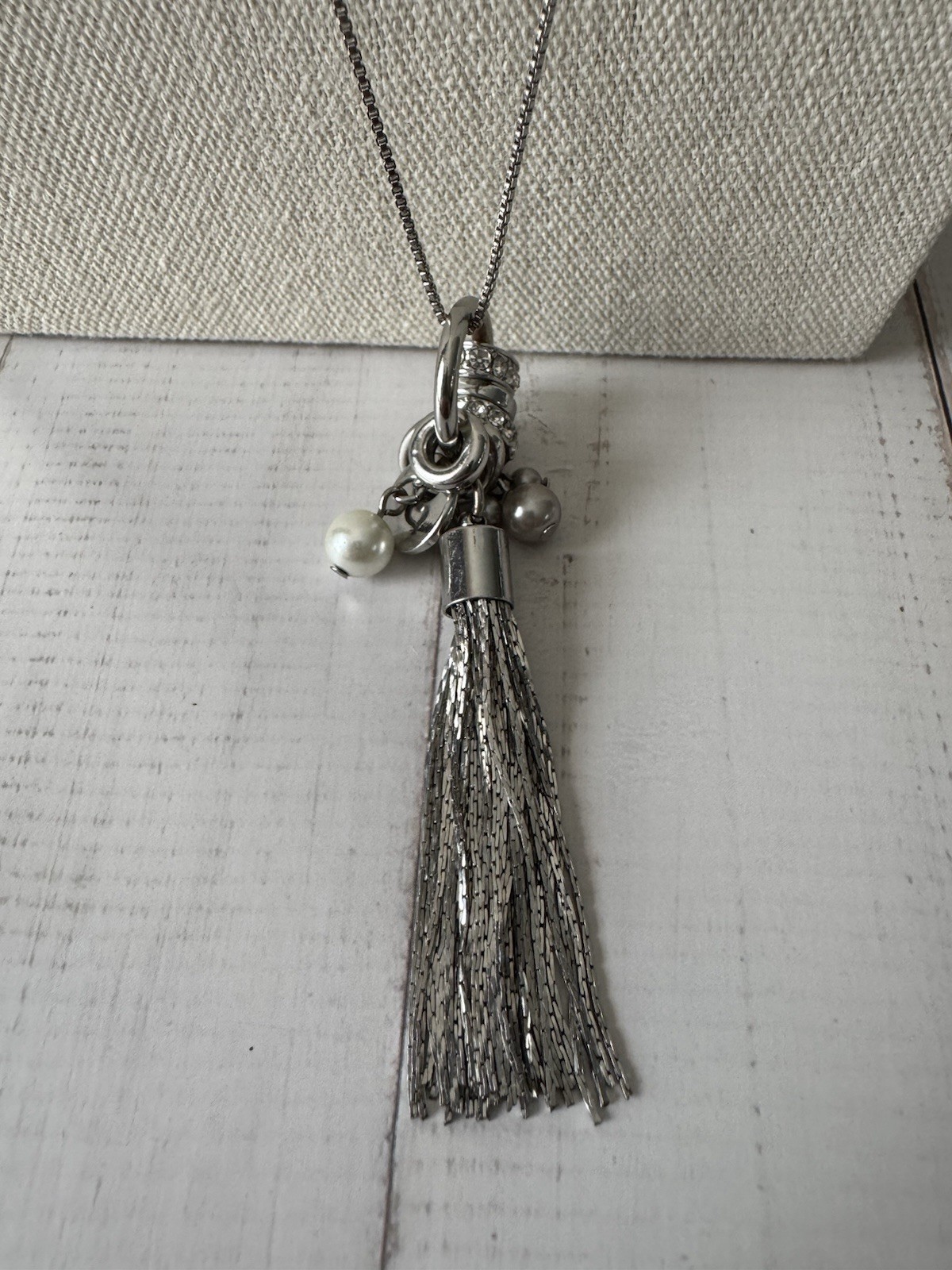 Vintage Loft Silvertone Tassel Pendant On Silvertone Chain 32”