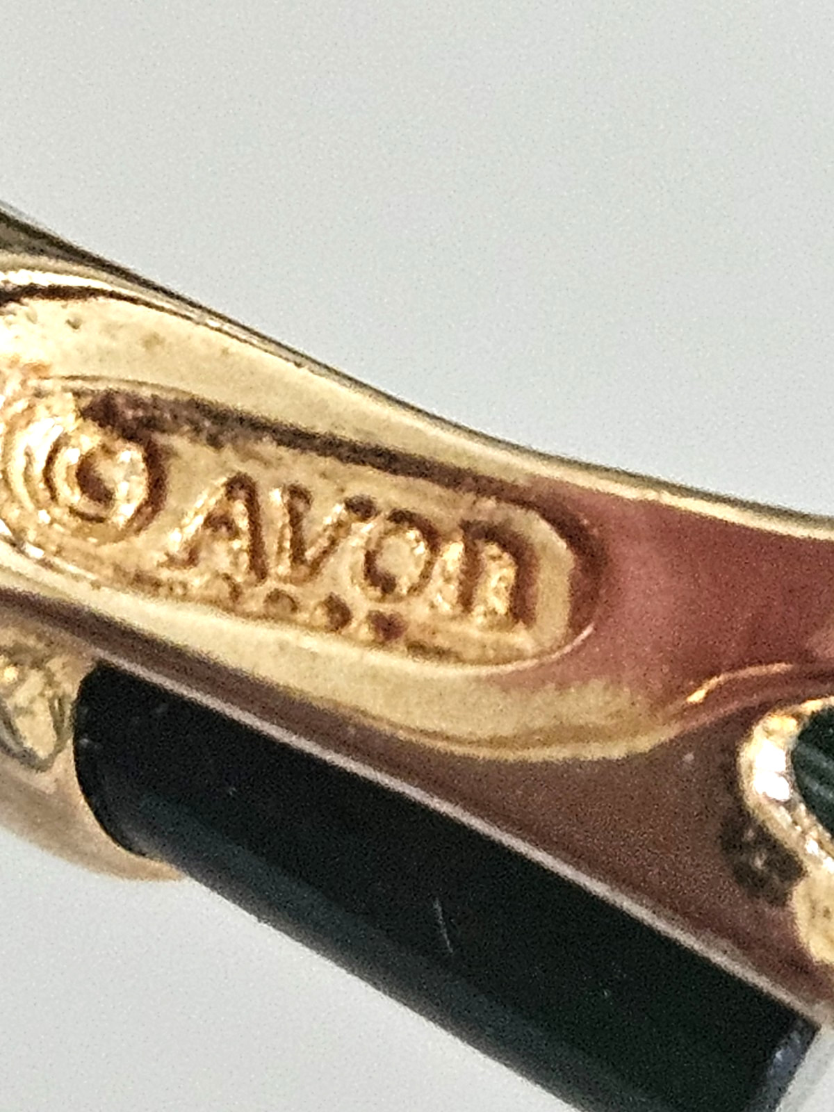 Vintage 1978 Avon’s Captured Jade Ring GE – Real Jade – Size 6.5 – Signed