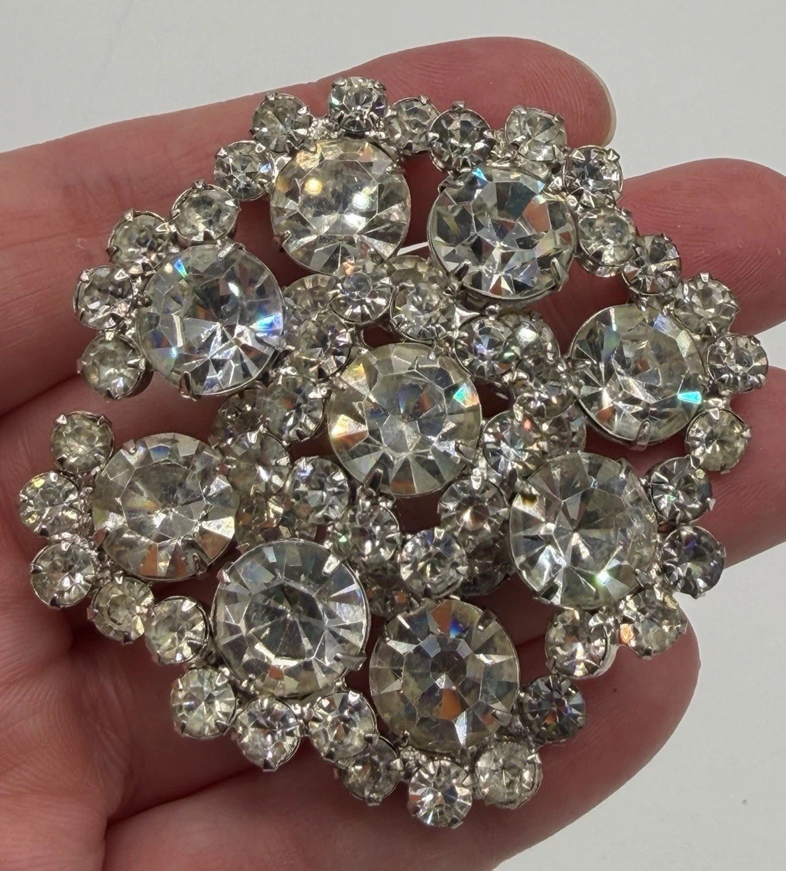 Vtg JULIANA Clear Crystal Glass Rhinestones Snowflake Sparkle Brooch Pin READ