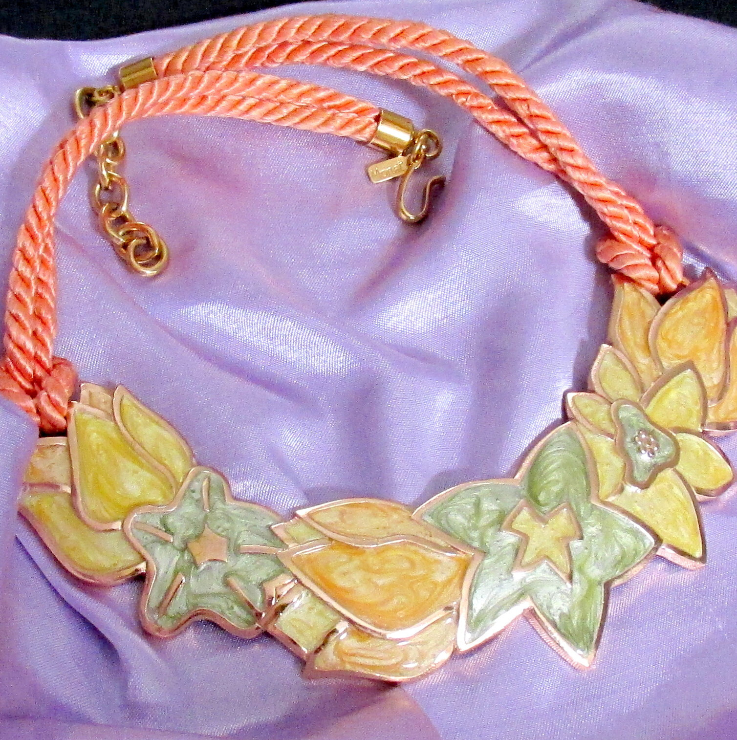 VTG Runway MONET 17″ Book Pc ENAMEL Pearlescent Pastel FLORAL NECKLACE Garland