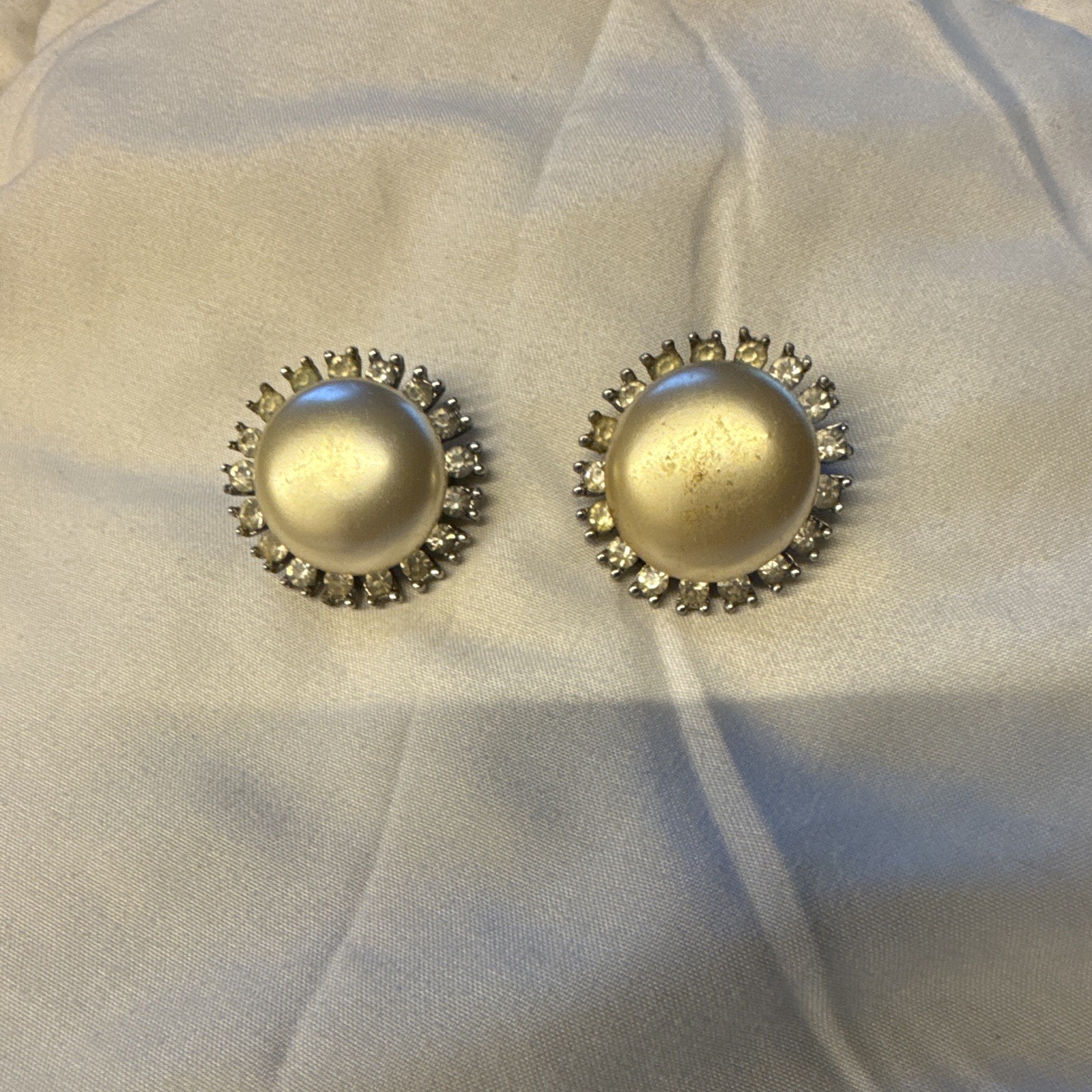 Vintage Clip-On Earrings White Round Faux Pearl Rhinestones – Costume Jewelry