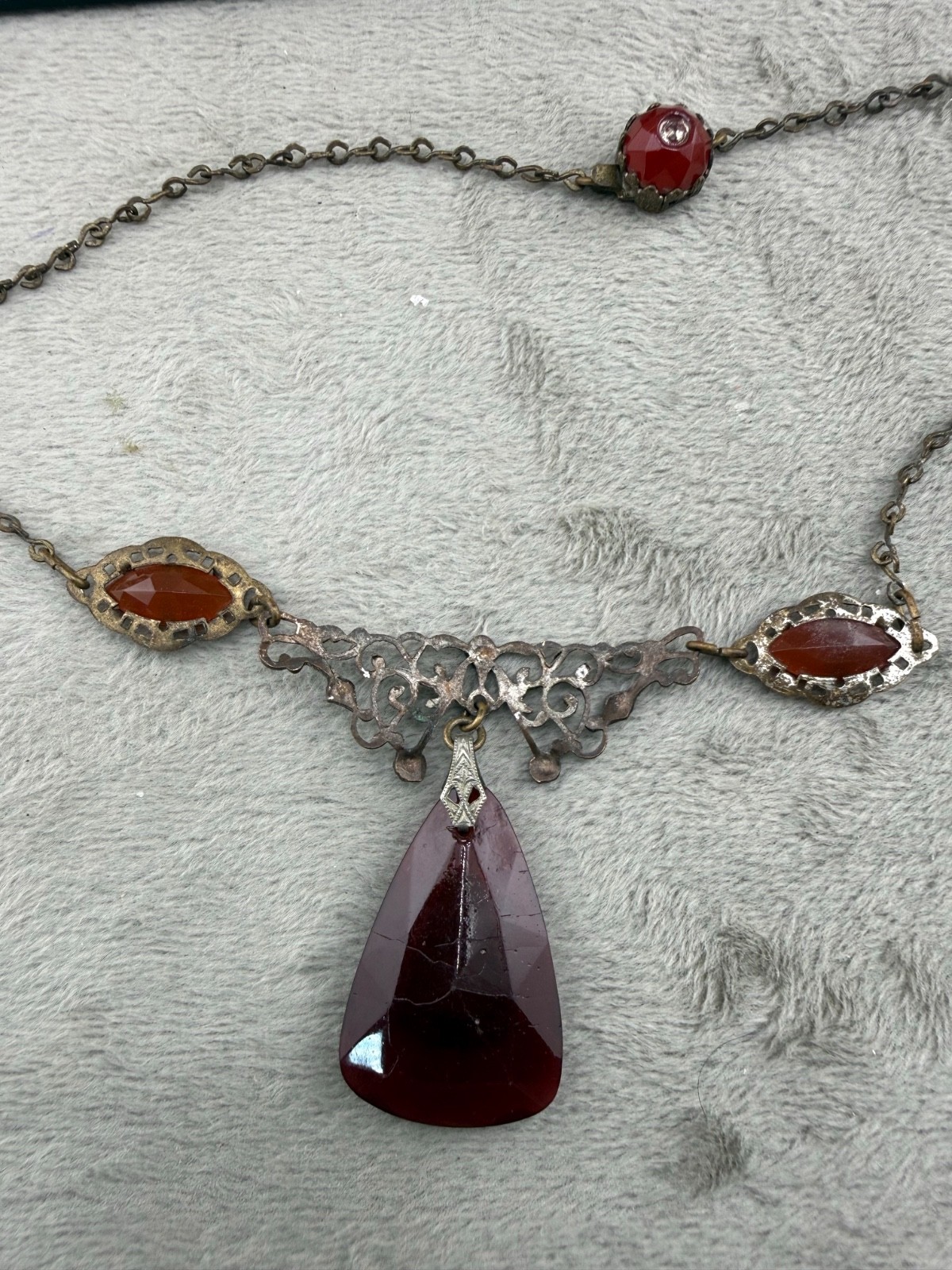 Vintage Art Deco Necklace Lavalier Red Glass Rhinestone 12” SHORT
