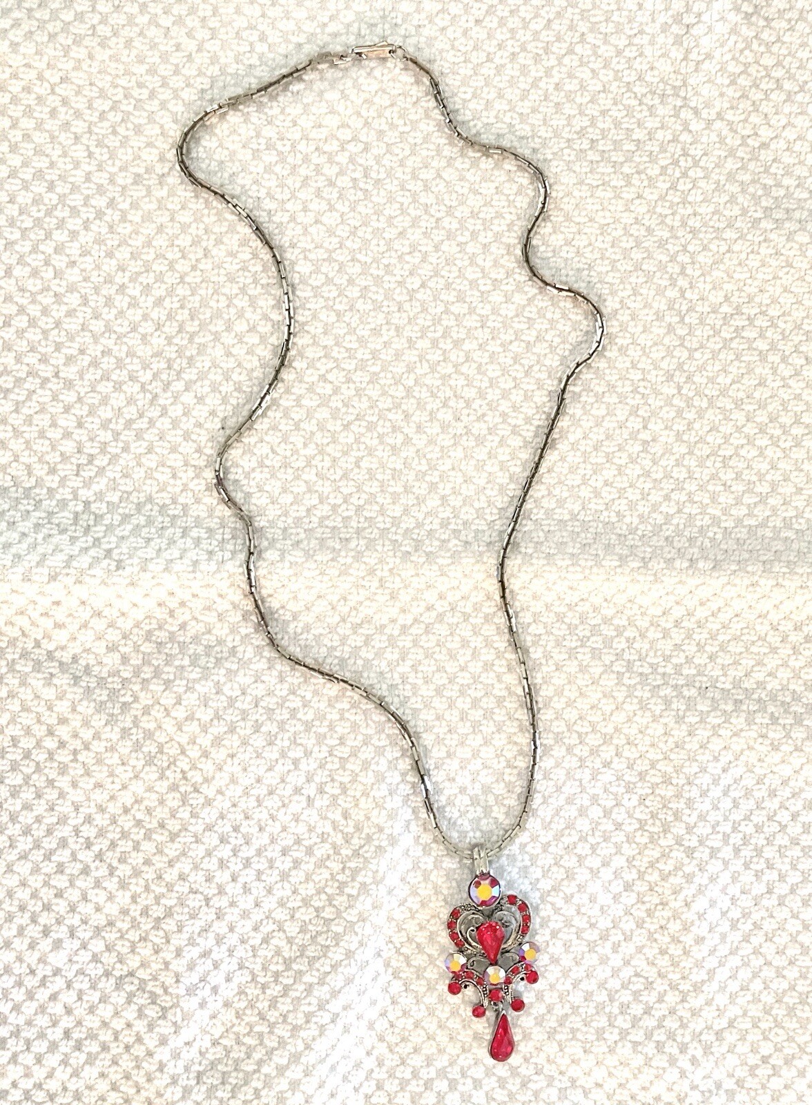 Red Arora Borealis Pendant On Designer Chain, Eye Catching For Independence Day