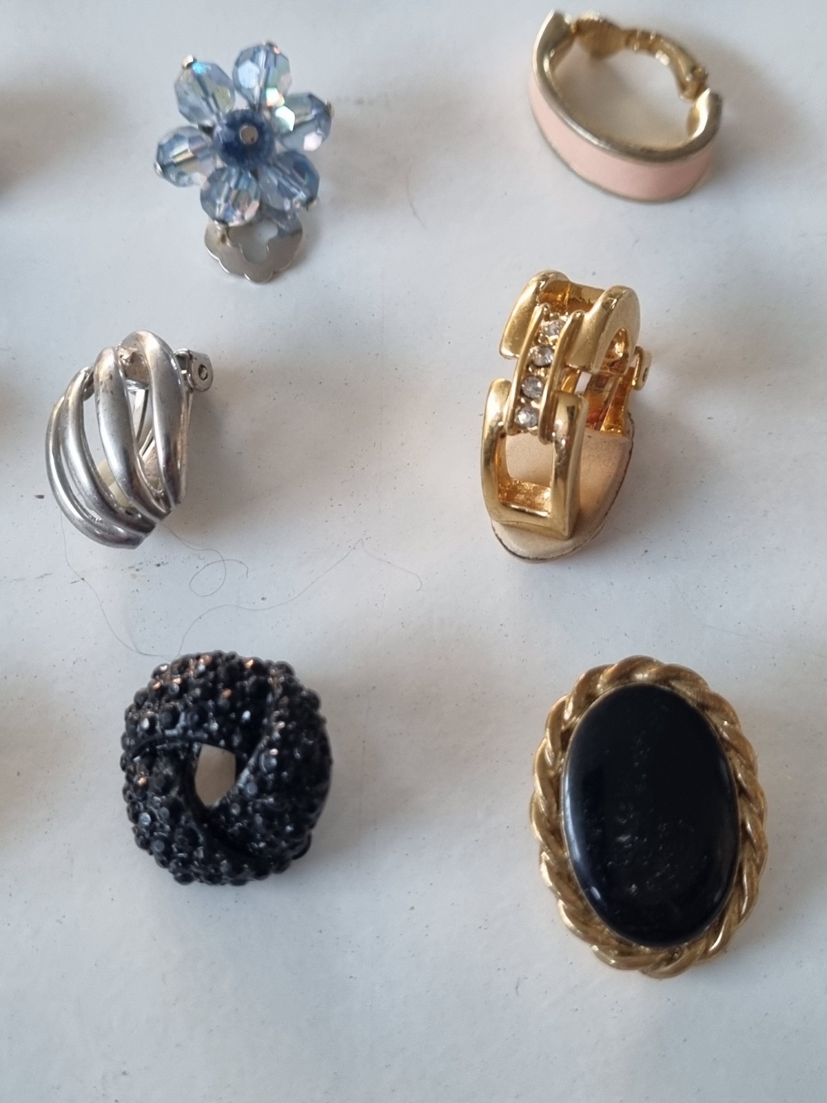 BULK LOT SINGLE GENUINE VINTAGE Some Signed & ENAMEL RETRO ODD EARRINGS #77