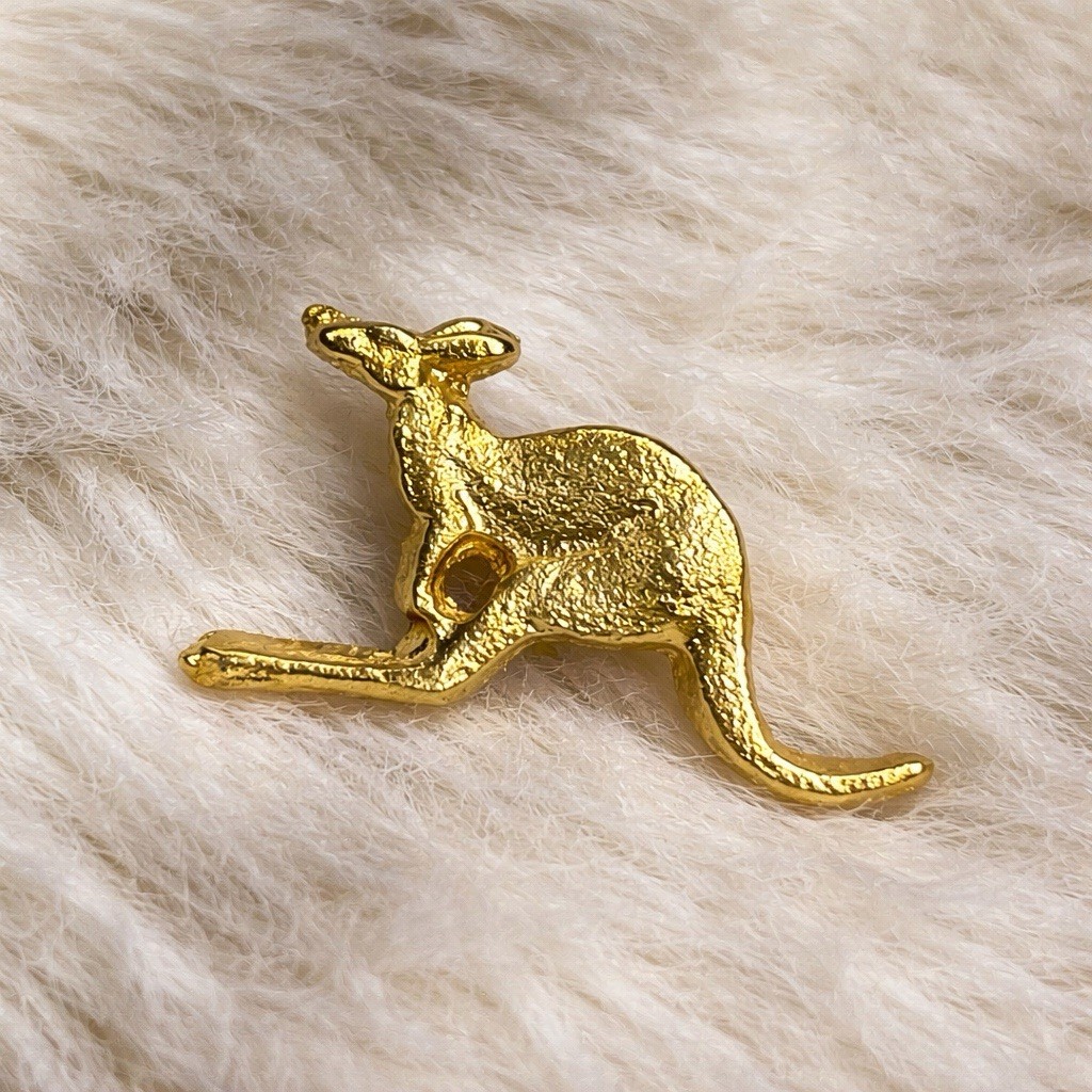 Vintage Gold-Tone Kangaroo Pin Brooch Textured Figural Animal Jewelry Australia