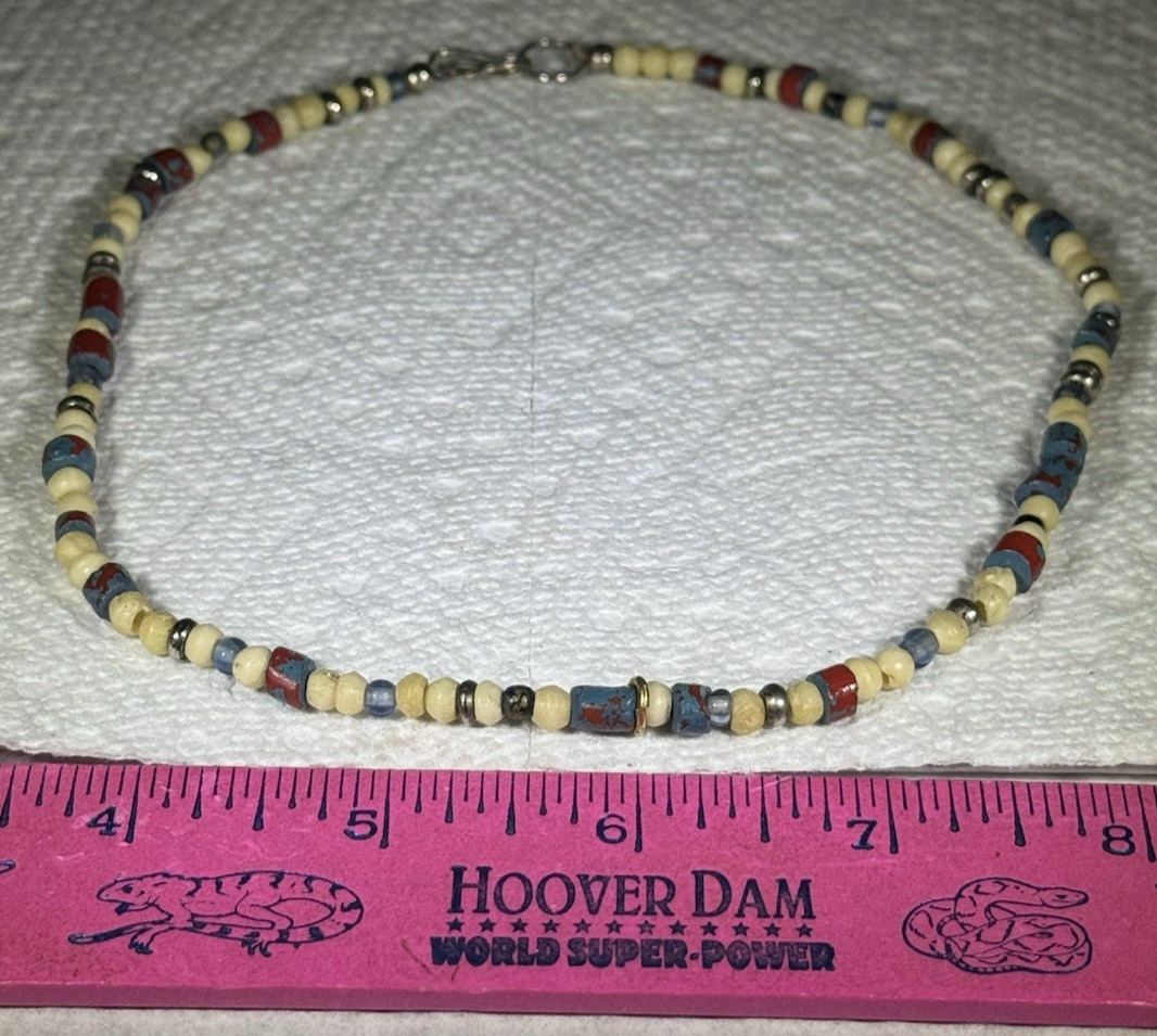 COLORFUL MIXED MATERIALS BEADED NECKLACE 16″ LONG TURQUOISE? PLASTIC METAL GLASS