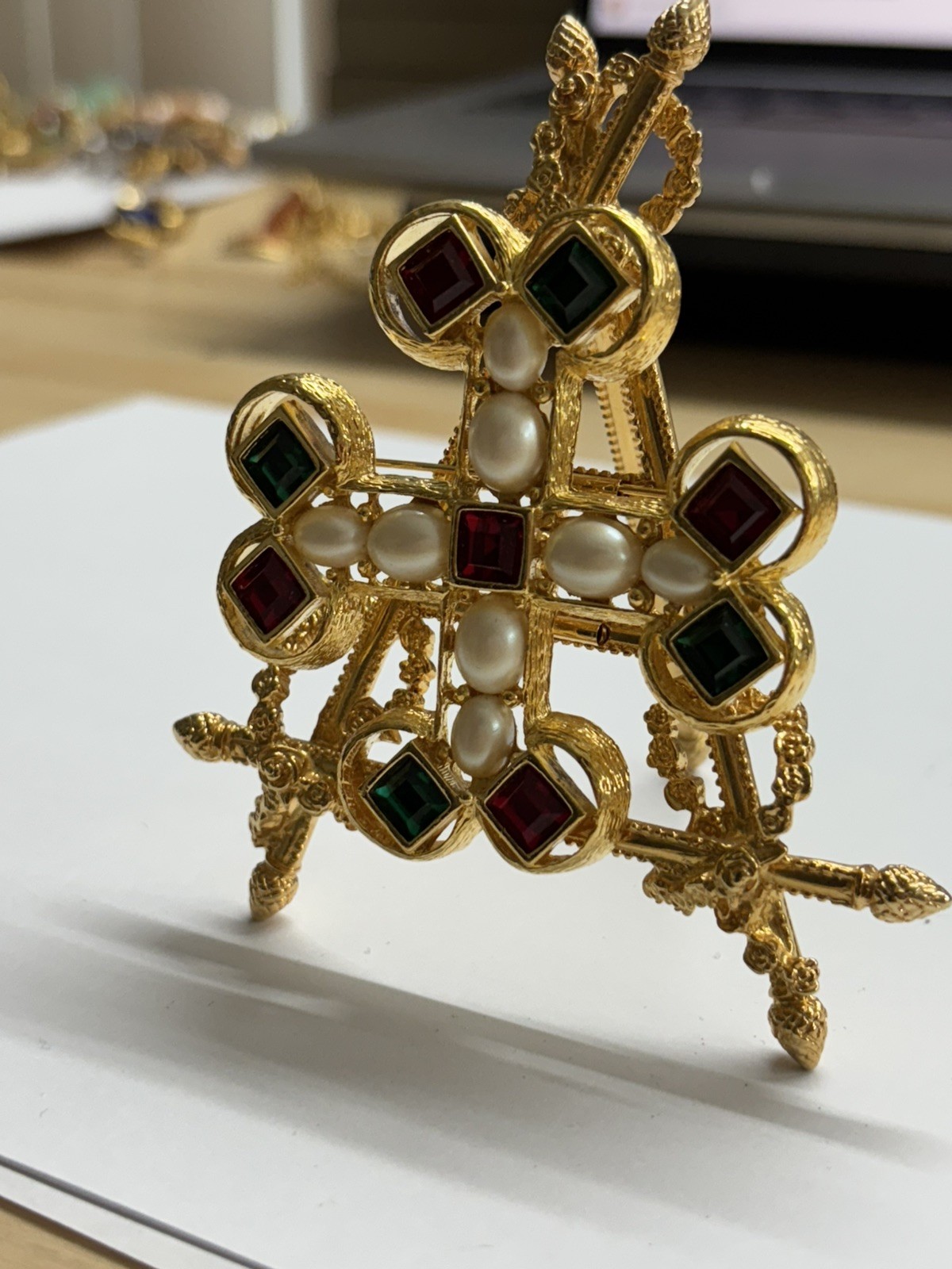 Joan Rivers Maltese cross Brooch Pin with stand Faux Pearls Green Red