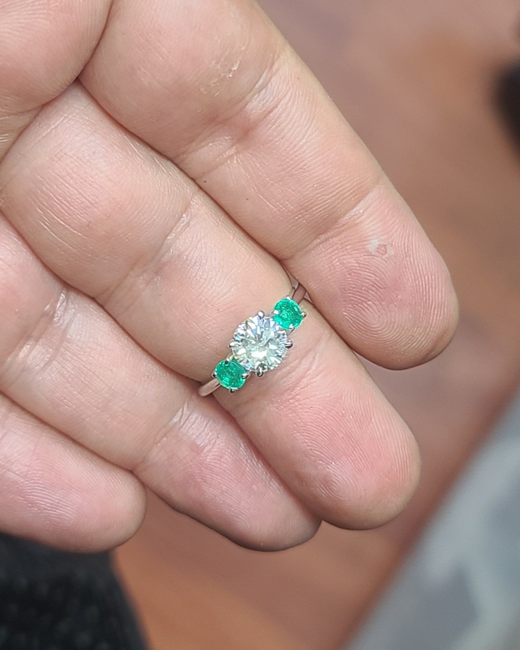 14K White Gold Engagement Ring 1.62CT.Natural Round Cut Diamond Green Emerald