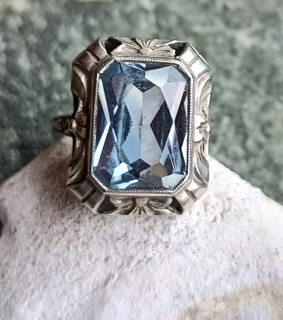 Original German Art Deco Period 1930s Aquamarin Colour Spinel 835 Silver Ring