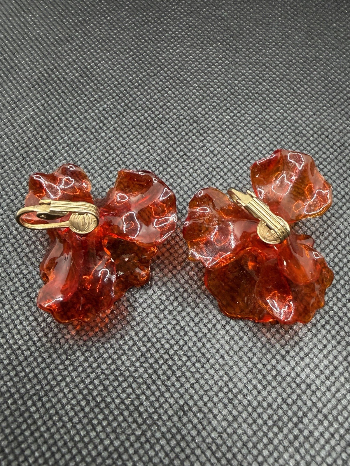 VTG VENDOME CELLULOSE ACETATE RHINESTONE FLOWER PETAL CLIP EARRINGS