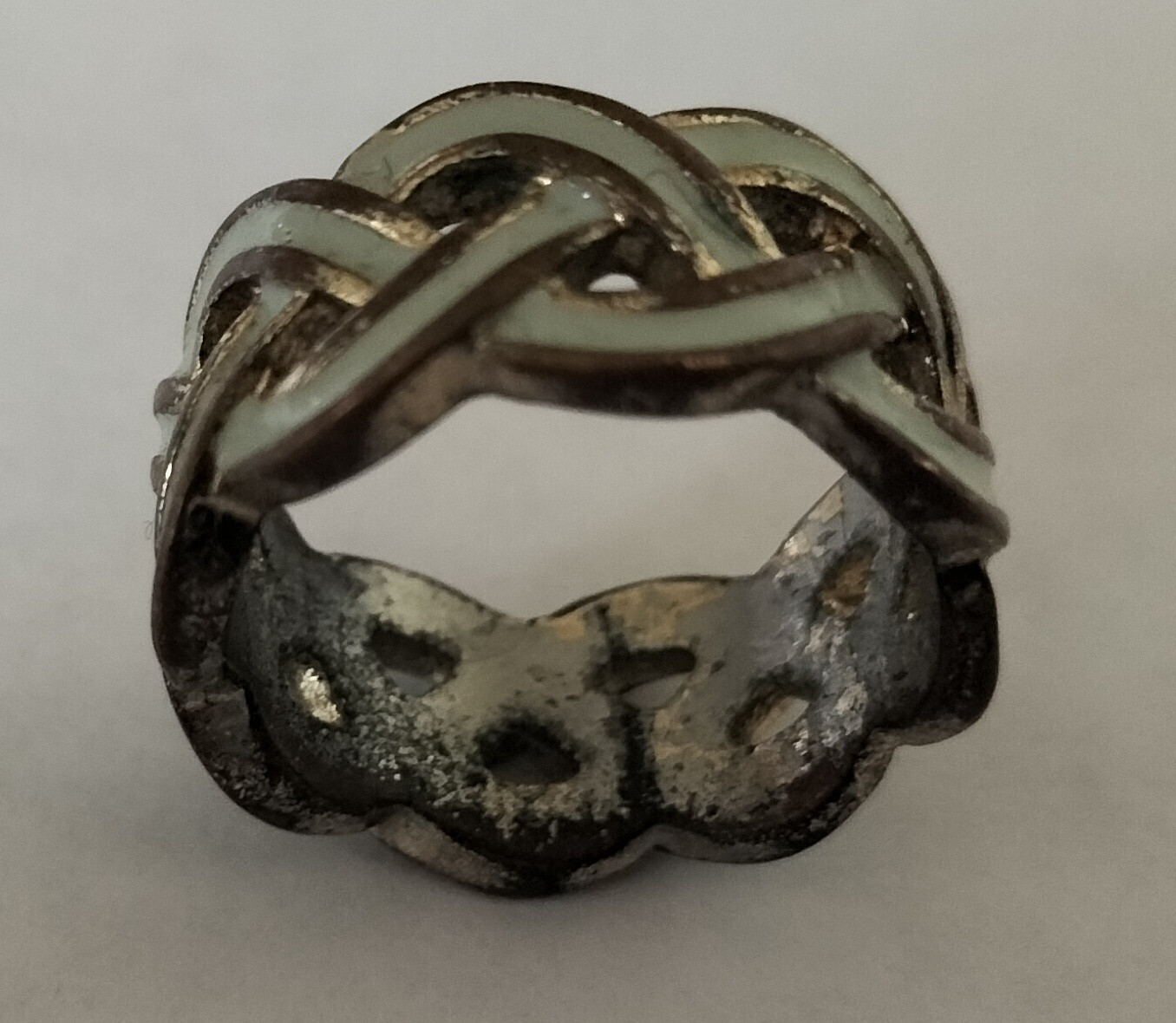 Vintage Fancy Light Copper Alloy Ring with Enamel Topping, Size: Q