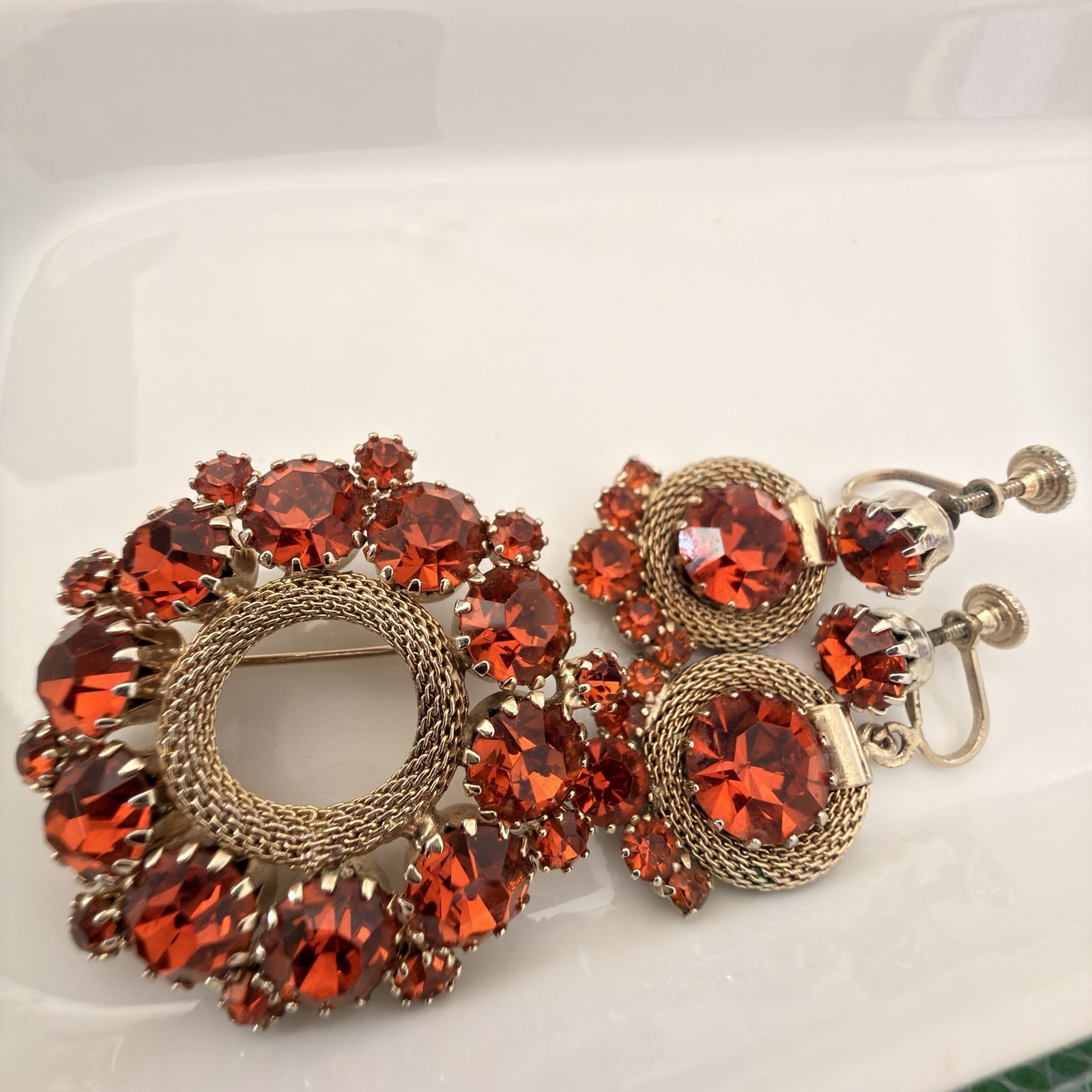 RARE Signed Weiss Fire Opal Red Rhinestone Wreath Brooch Screwback Earrings Set