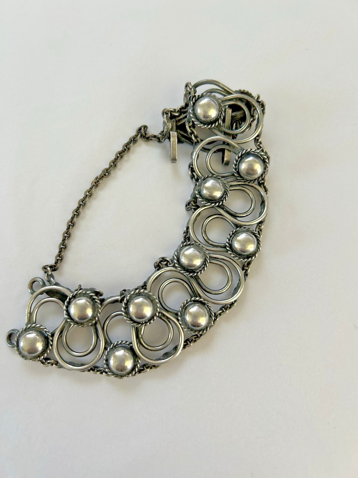 Vintage Mexican Silver Panel Bracelet – Domed Bead Design – 7.25″ – Mid century