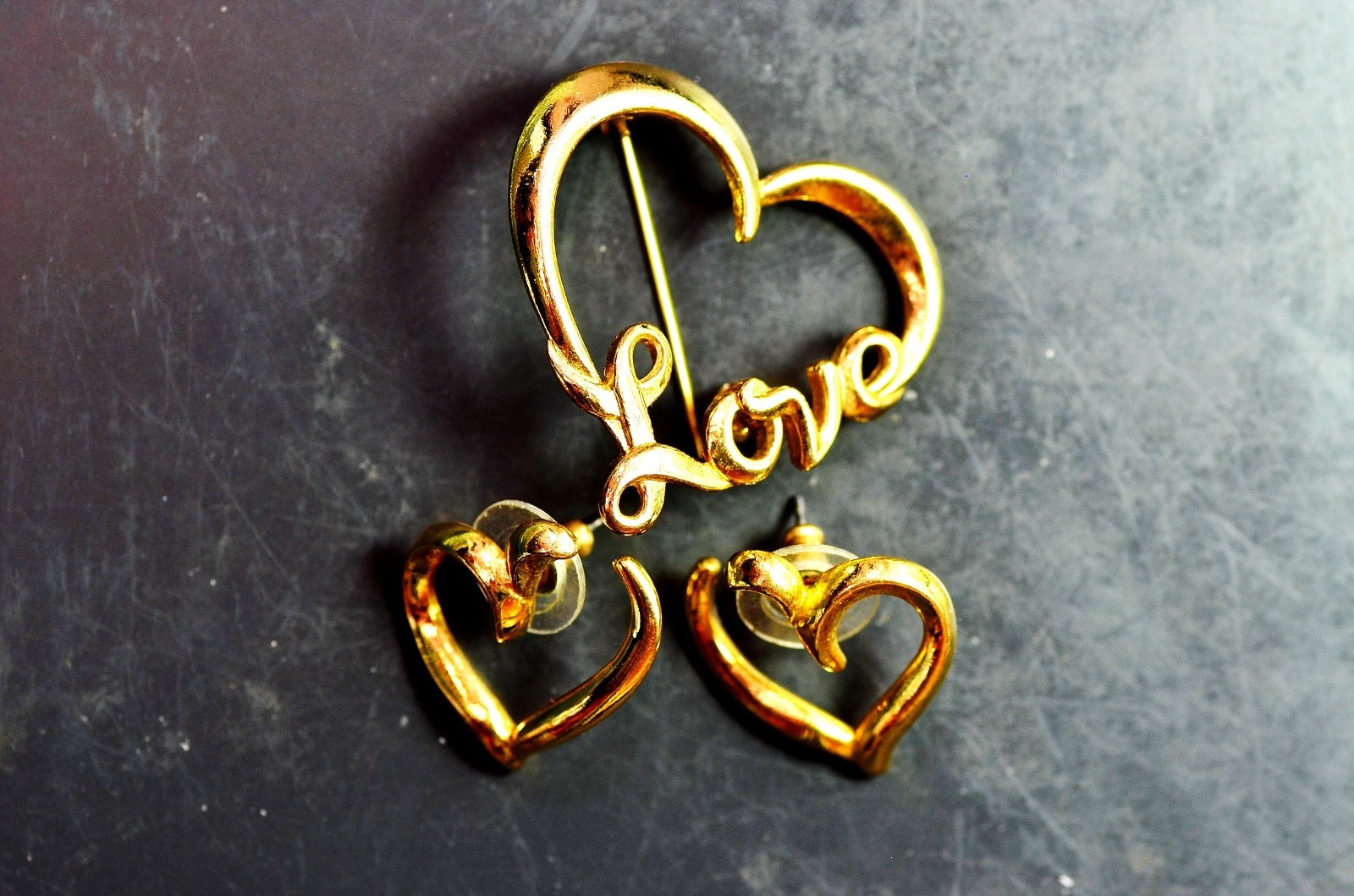 Vintage “LOVE” Hearts Brooch Pin & Earrings Set! OTHER DESIGNER PINS THIS WEEK.