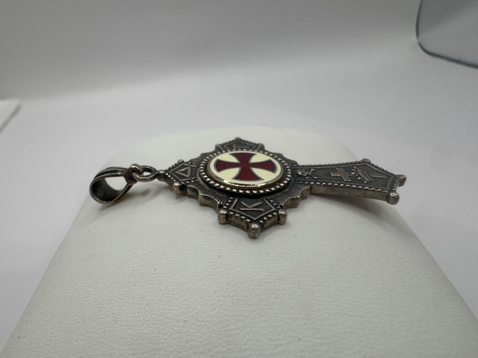 Vintage Red and White Inlay Enamel Sterling Silver Iron Maltese Cross