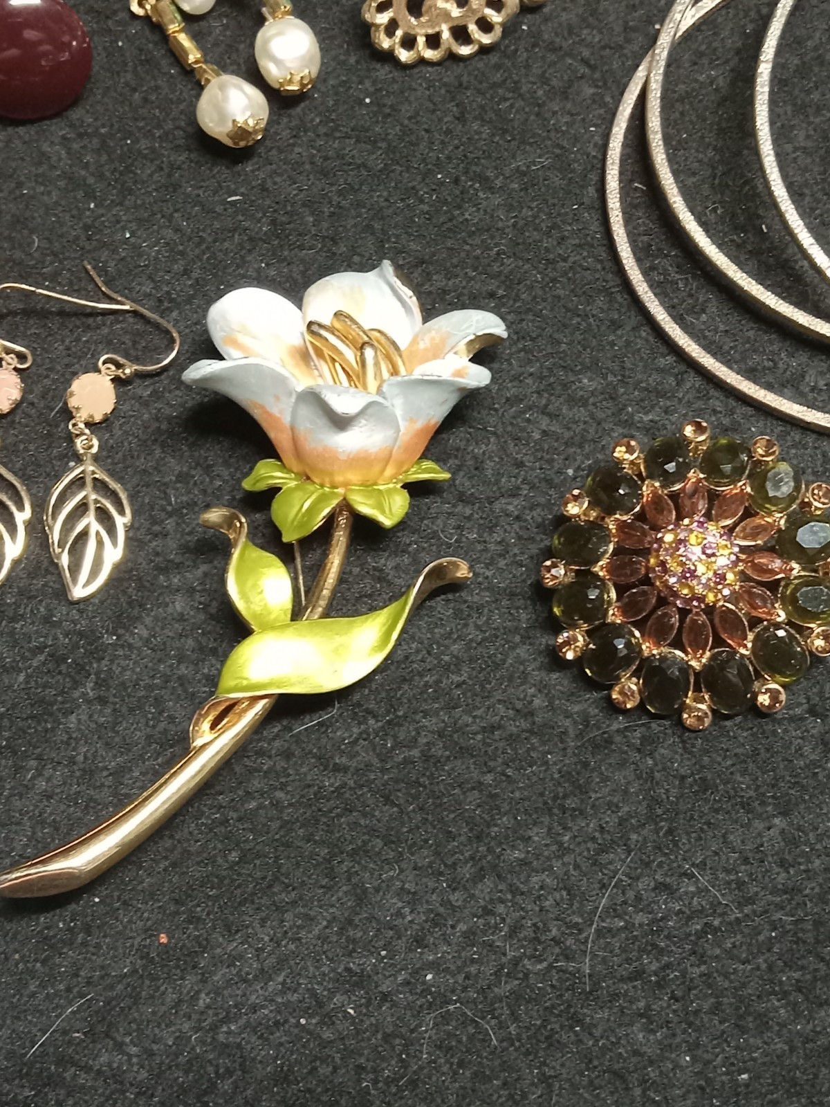 Vintage 2 Modern Costume Jewlery Lot Necklaces Earrings Bracelets Pins And More