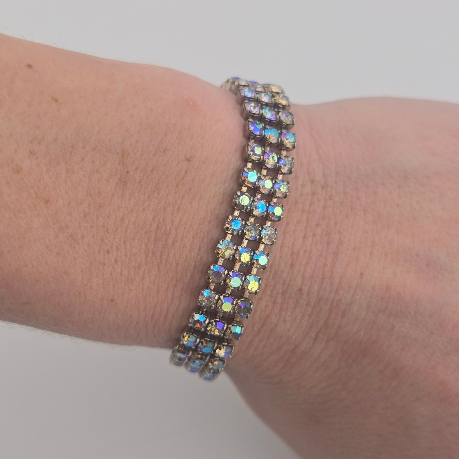 Vintage Weiss Blue AB Rhinestone Bracelet Size 6.5