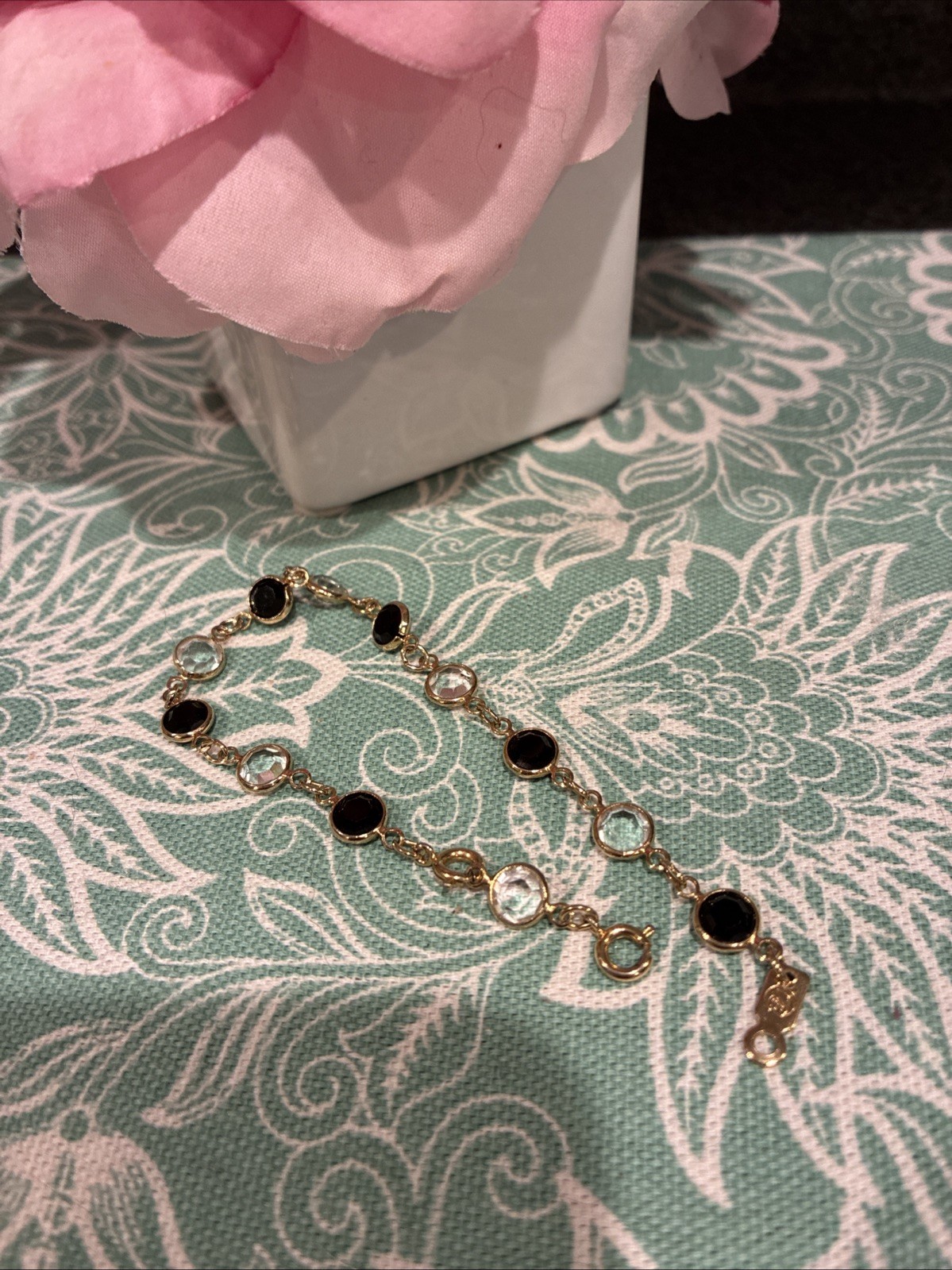 Vintage Swarovski Faceted Round Clear And Black Crystal Gold Tone Swan Bracelet