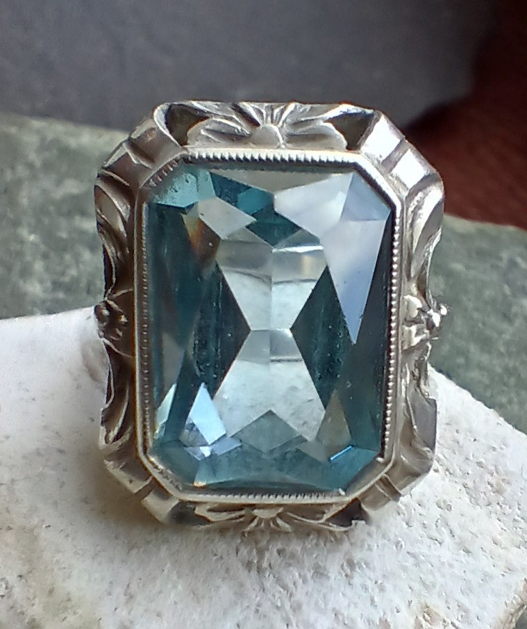 Original German Art Deco Period 1930s Aquamarin Colour Spinel 835 Silver Ring