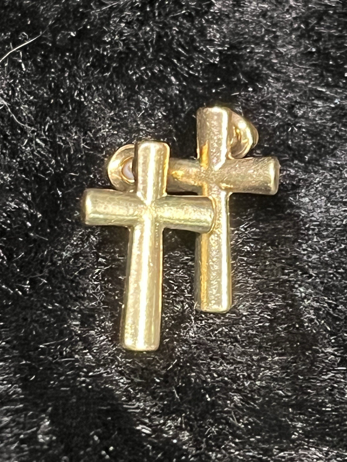 VINTAGE YELLOW GOLD PLATED CROSS CRUCIFIX STUD EARRINGS .75” CHRISTIAN