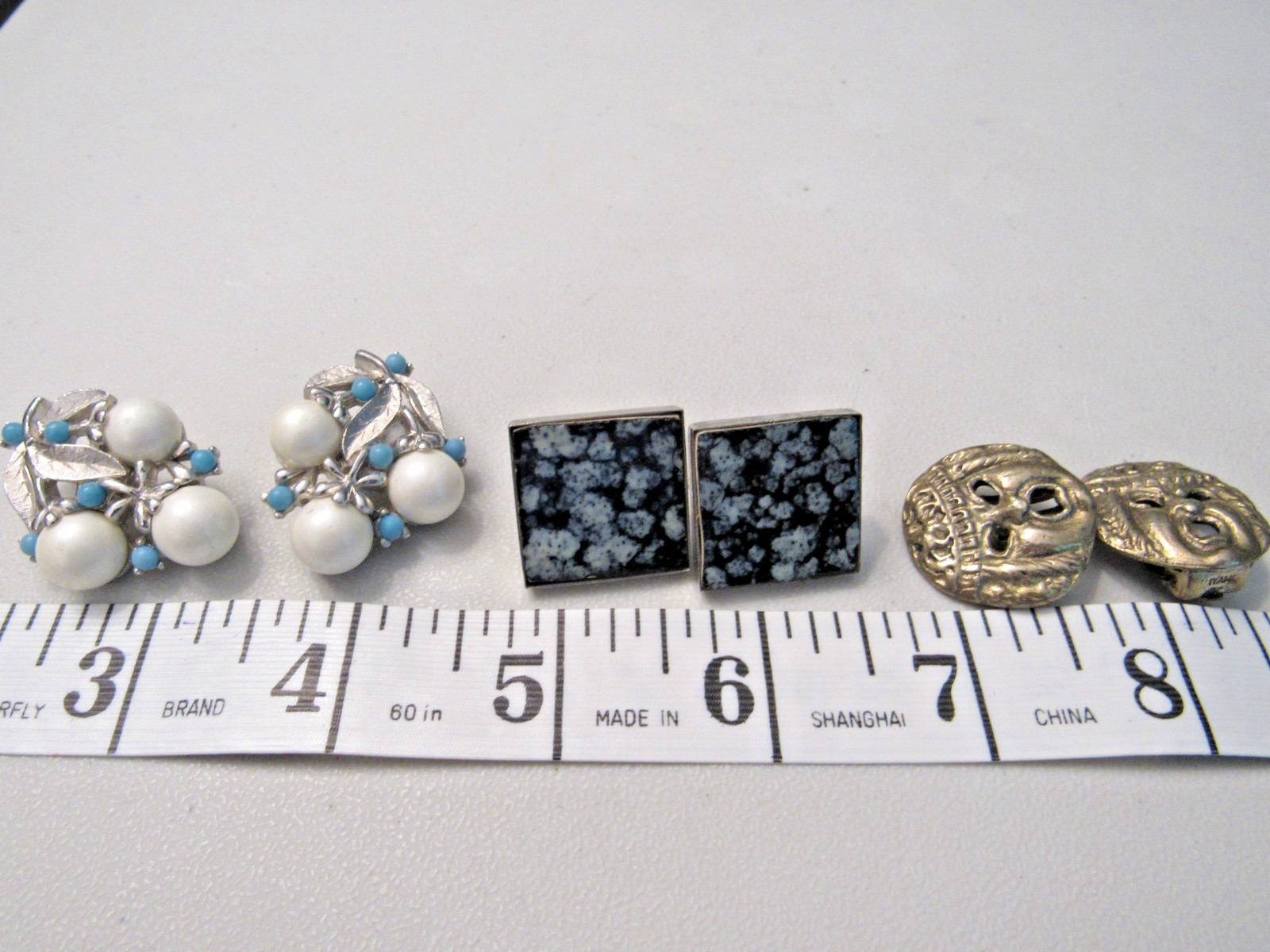 LOT OF 33 VINTAGE EARRINGS CLIP SCREWBACK ENAMEL RHINESTONE EISENBERG SARAH COV