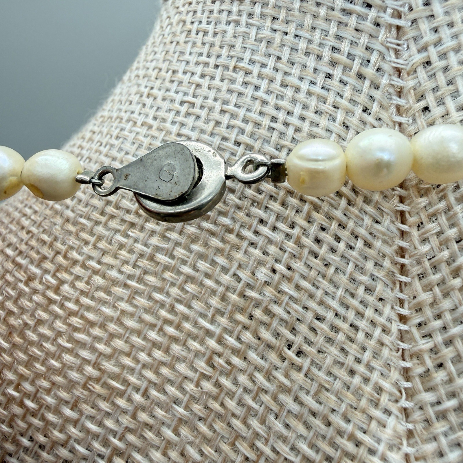 Vintage Cultured Freshwater Pearl Necklace 20” 5.7mm Push Button Clasp Strand
