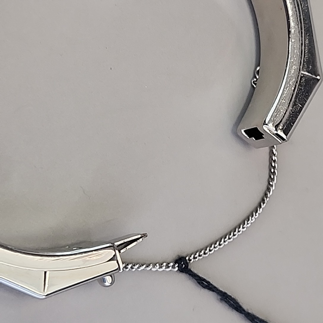 Vintage Hinged Bangle Bracelet Octagon Silver Tone Hong Kong Safety Clasp 6.5″