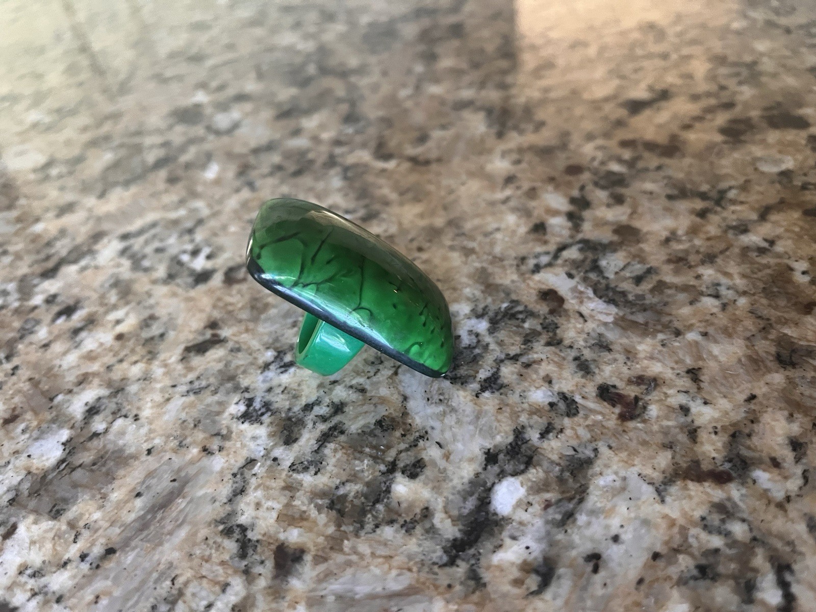 Vintage Chunky Jumbo Large Green Resin Faux Jade Stone Acetate Ring Size 6.5
