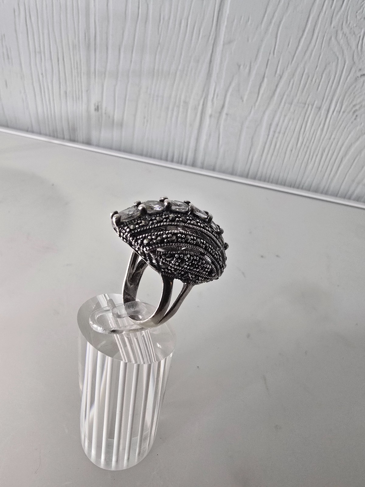 Vintage 925 Sterling Silver Marquesite Clear stone statement dome shiel ring TH
