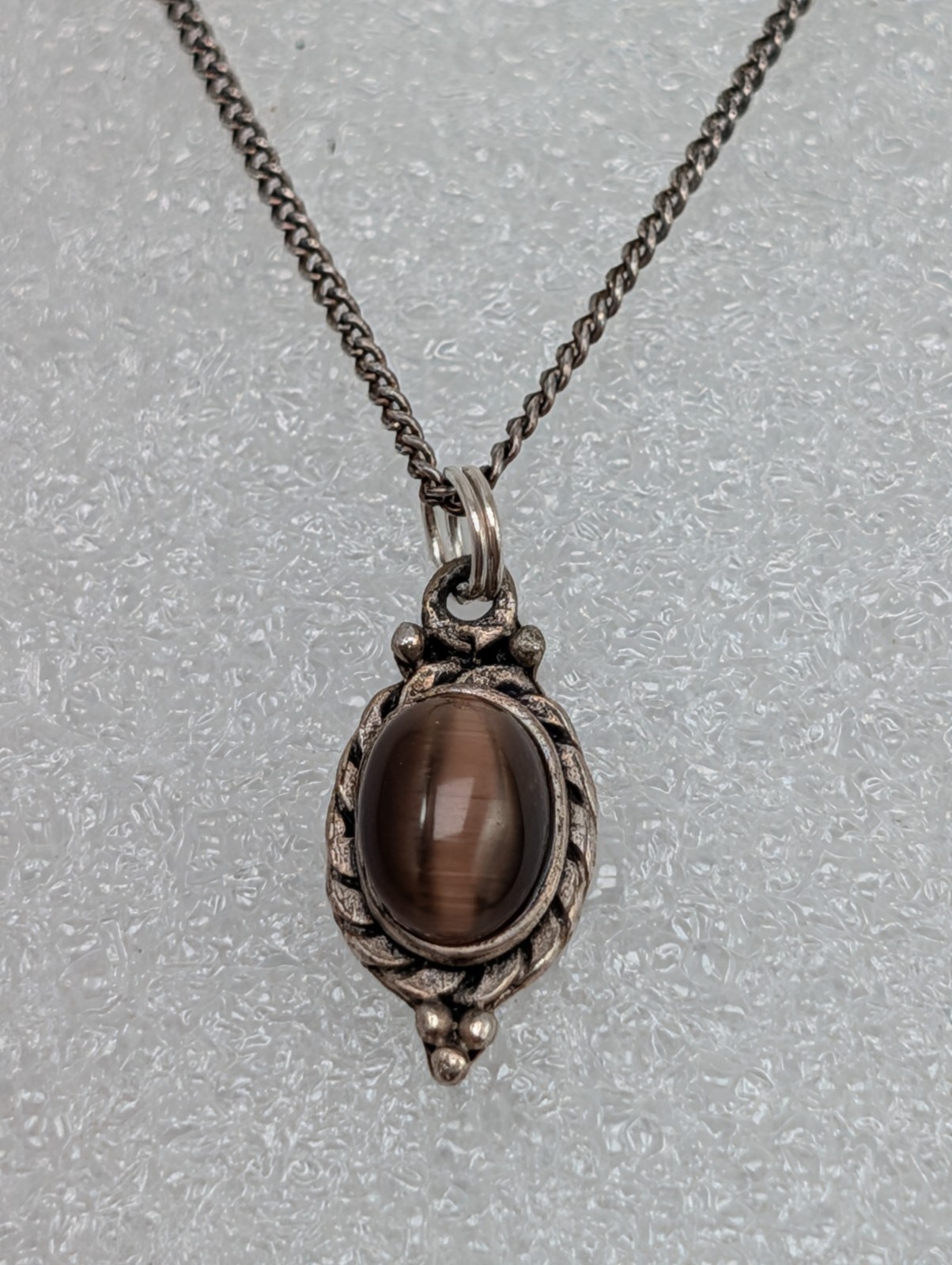 Dainty Vintage Sterling Silver 925 Tiger’s Eye Pendant Necklace